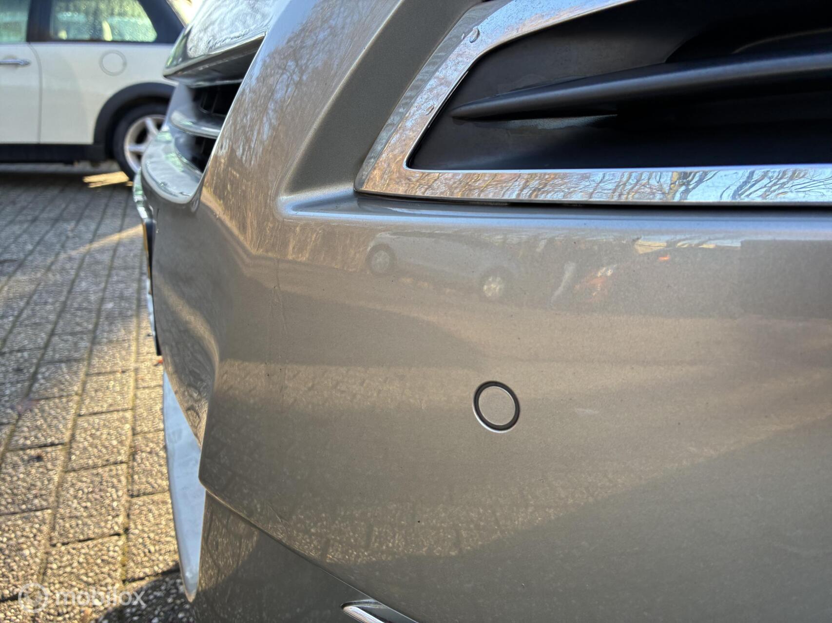 Foto van Peugeot 5008