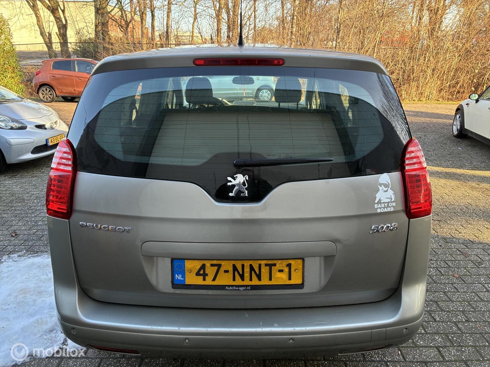 Foto van Peugeot 5008