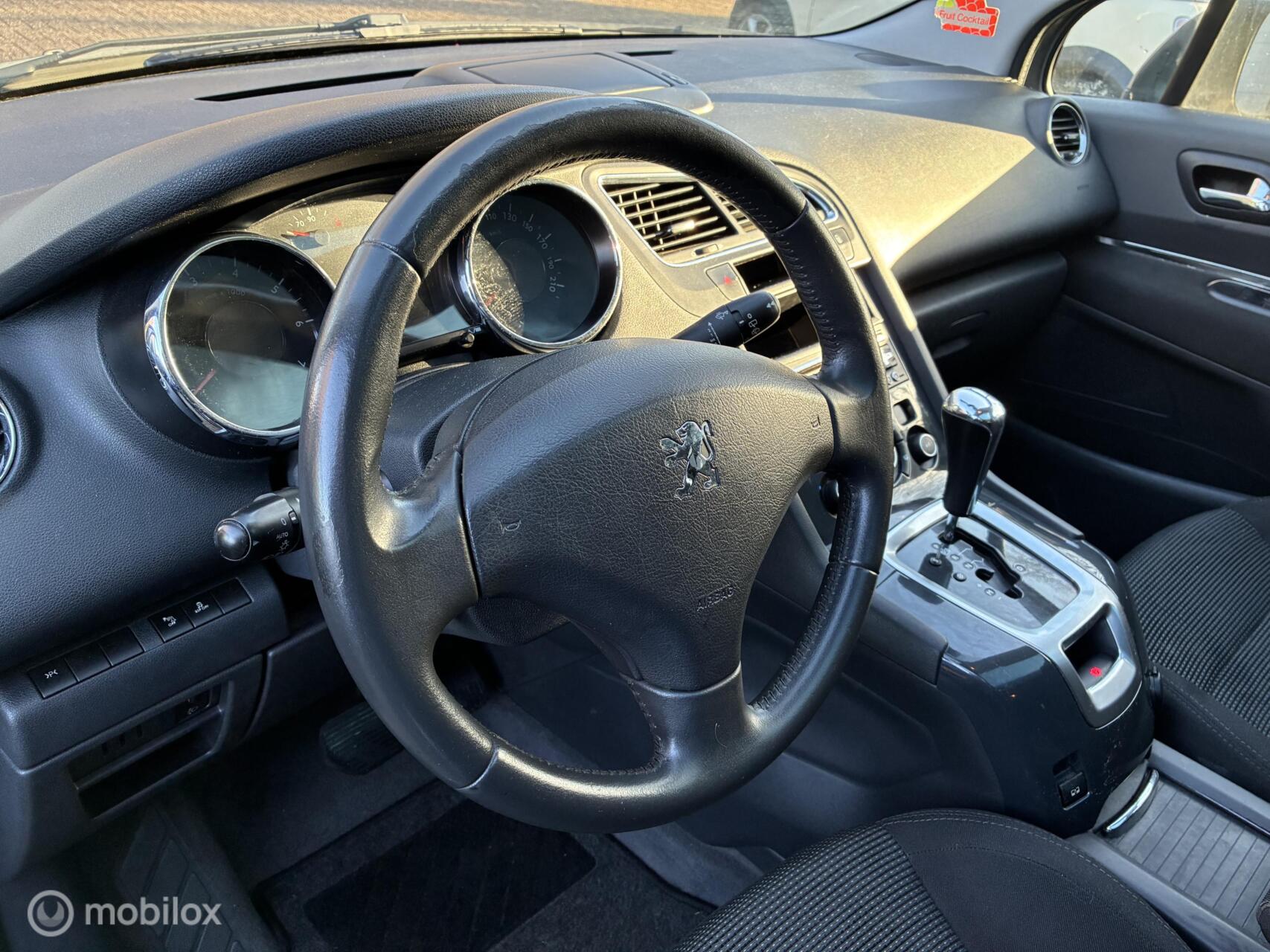 Foto van Peugeot 5008