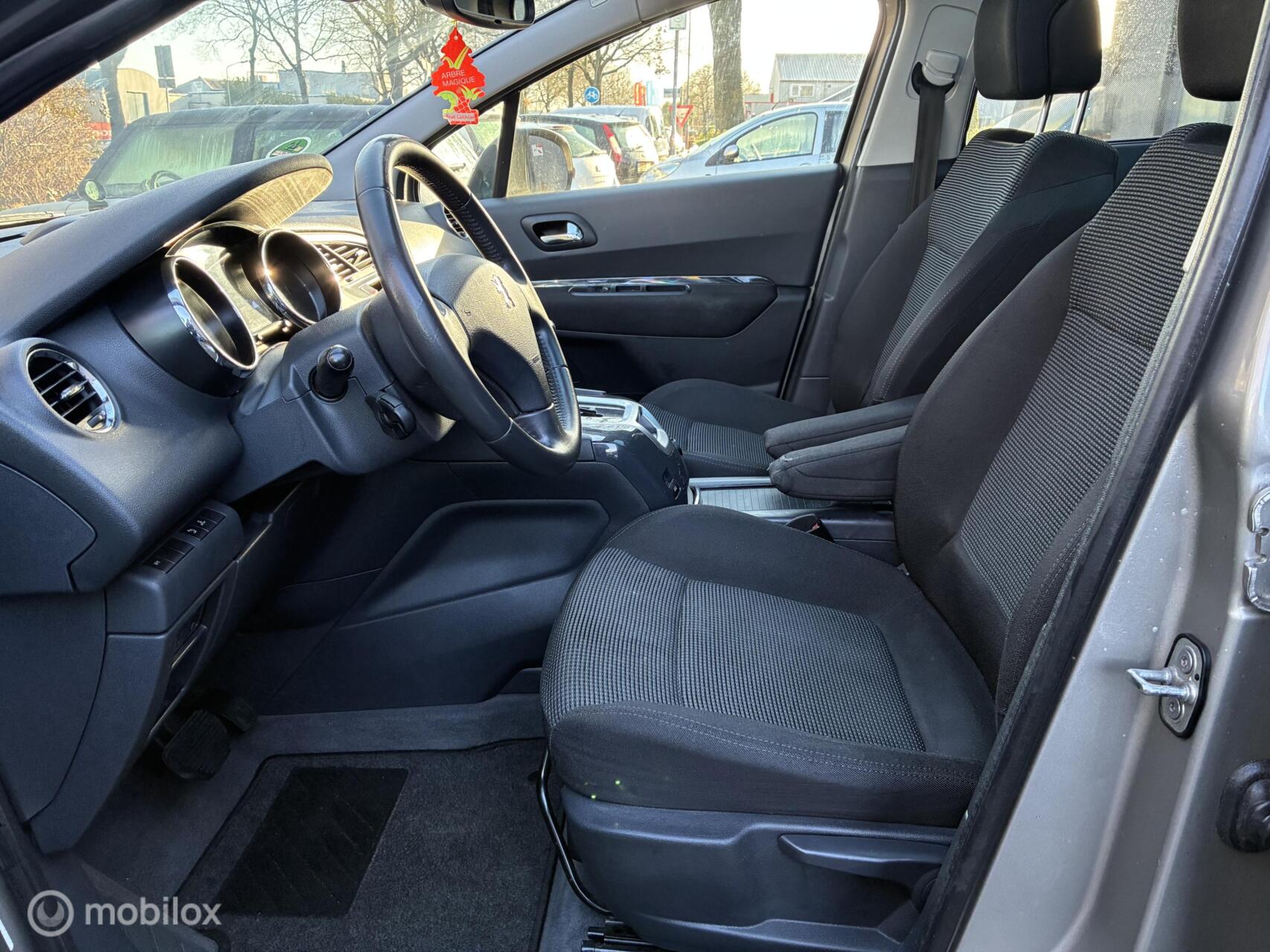 Foto van Peugeot 5008