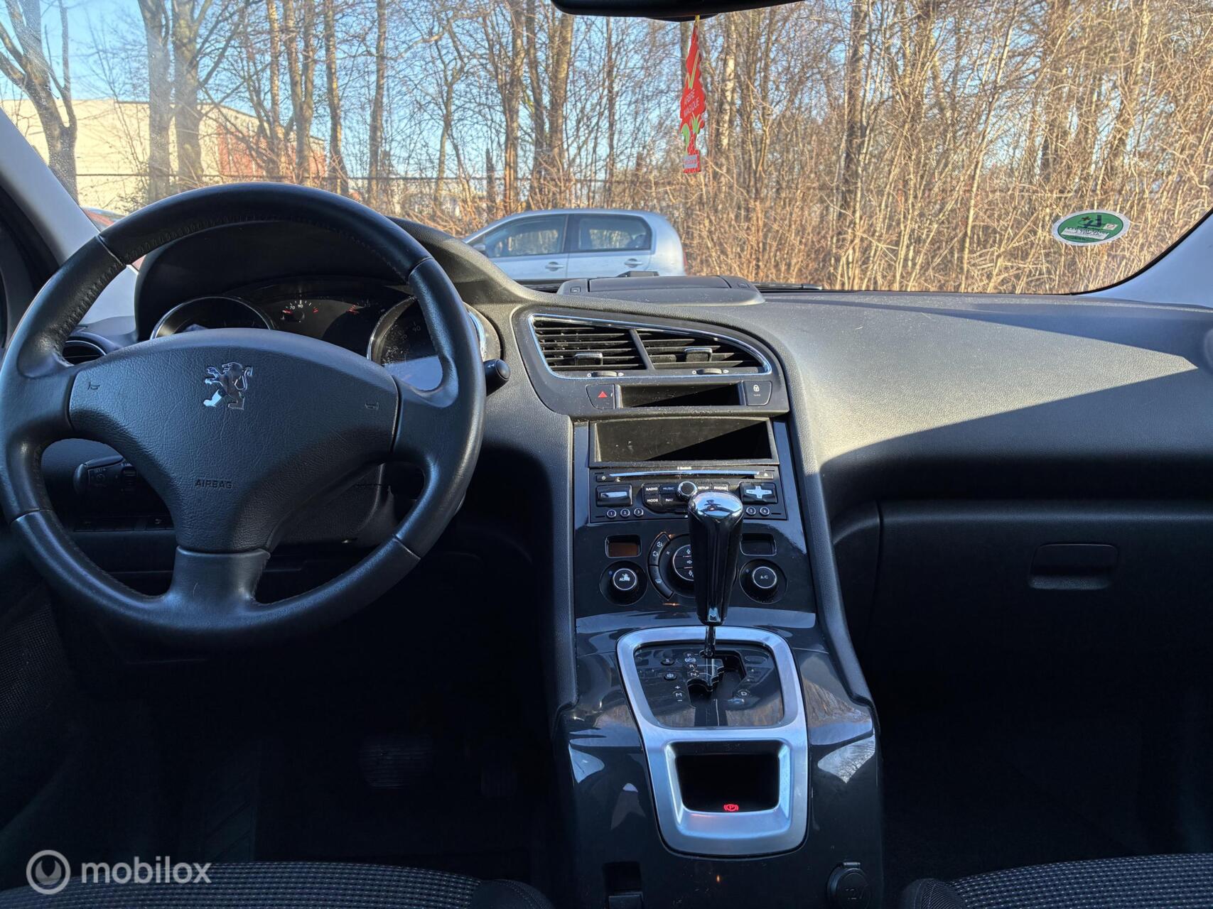Foto van Peugeot 5008