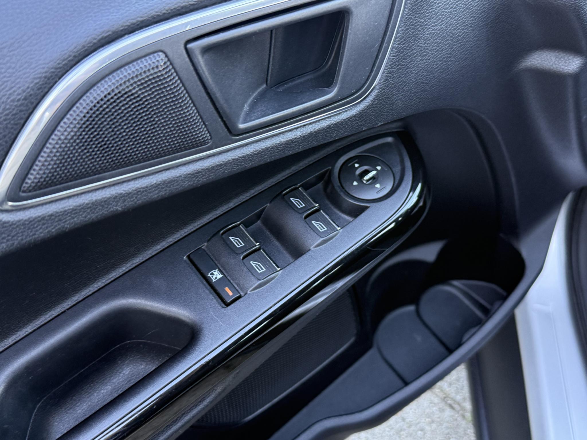 Foto van Ford B-max