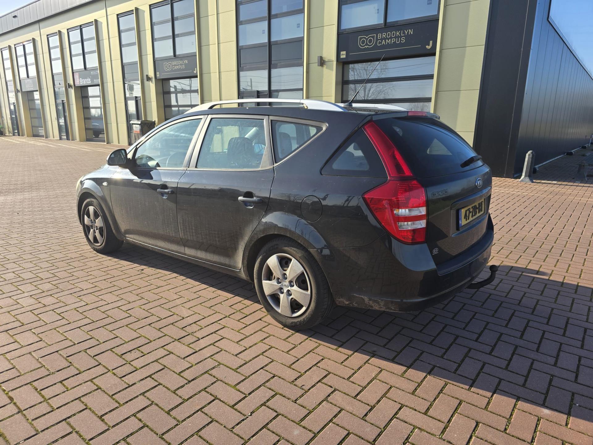 Foto van Kia Cee D