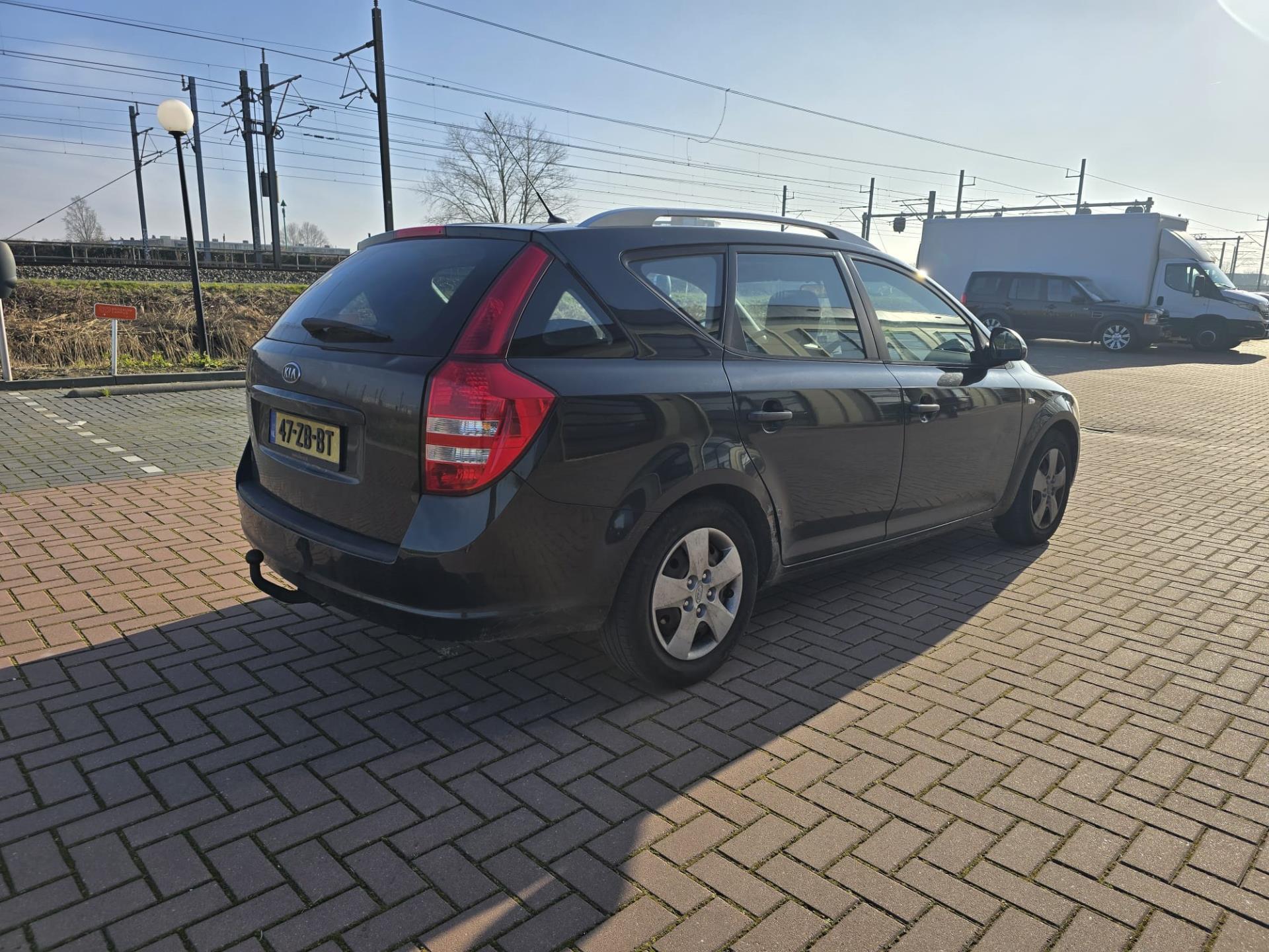 Foto van Kia Cee D