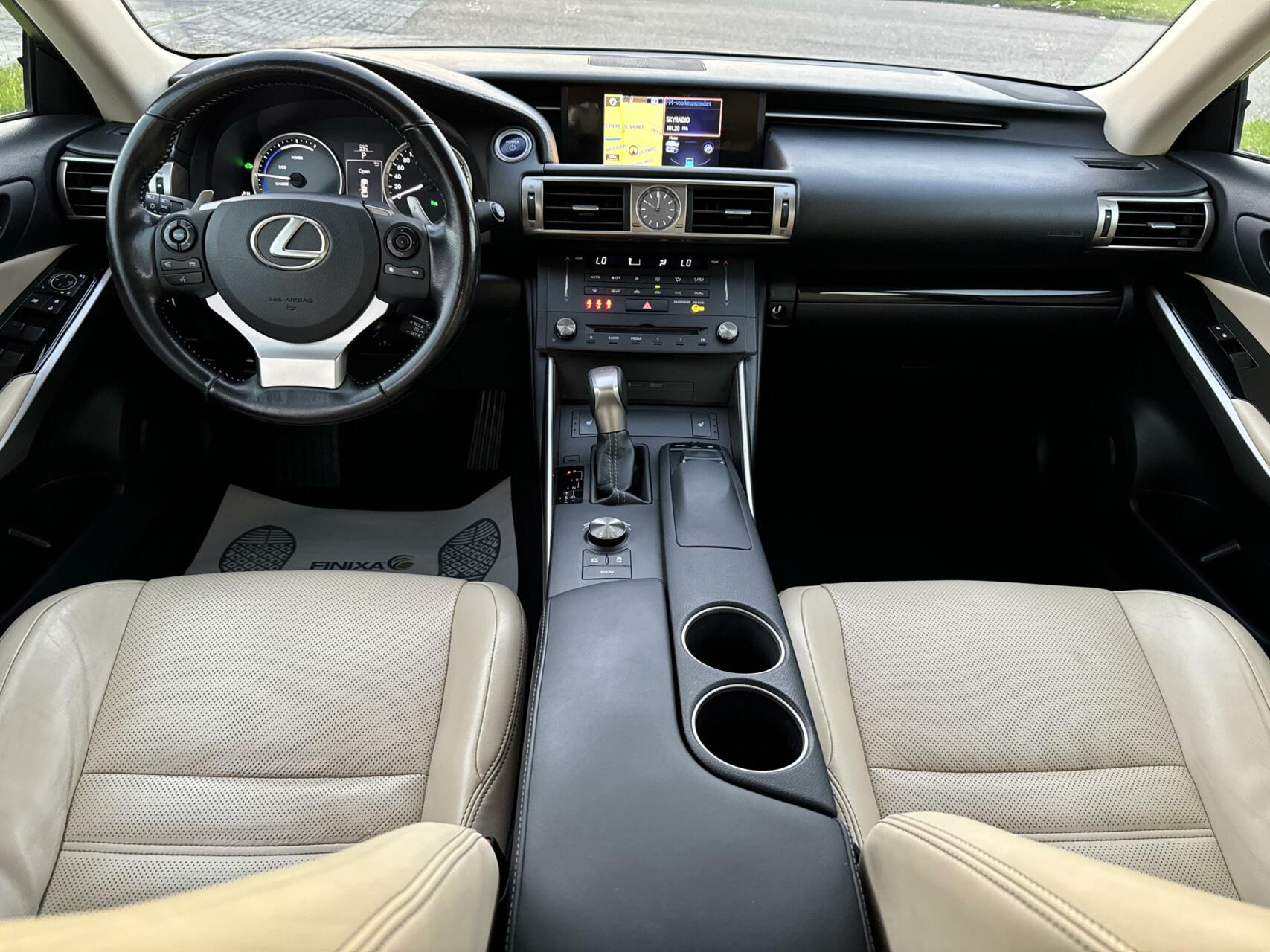 Foto van Lexus Is
