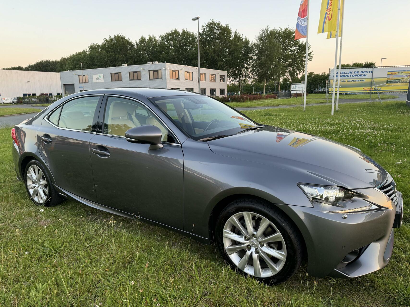Foto van Lexus Is