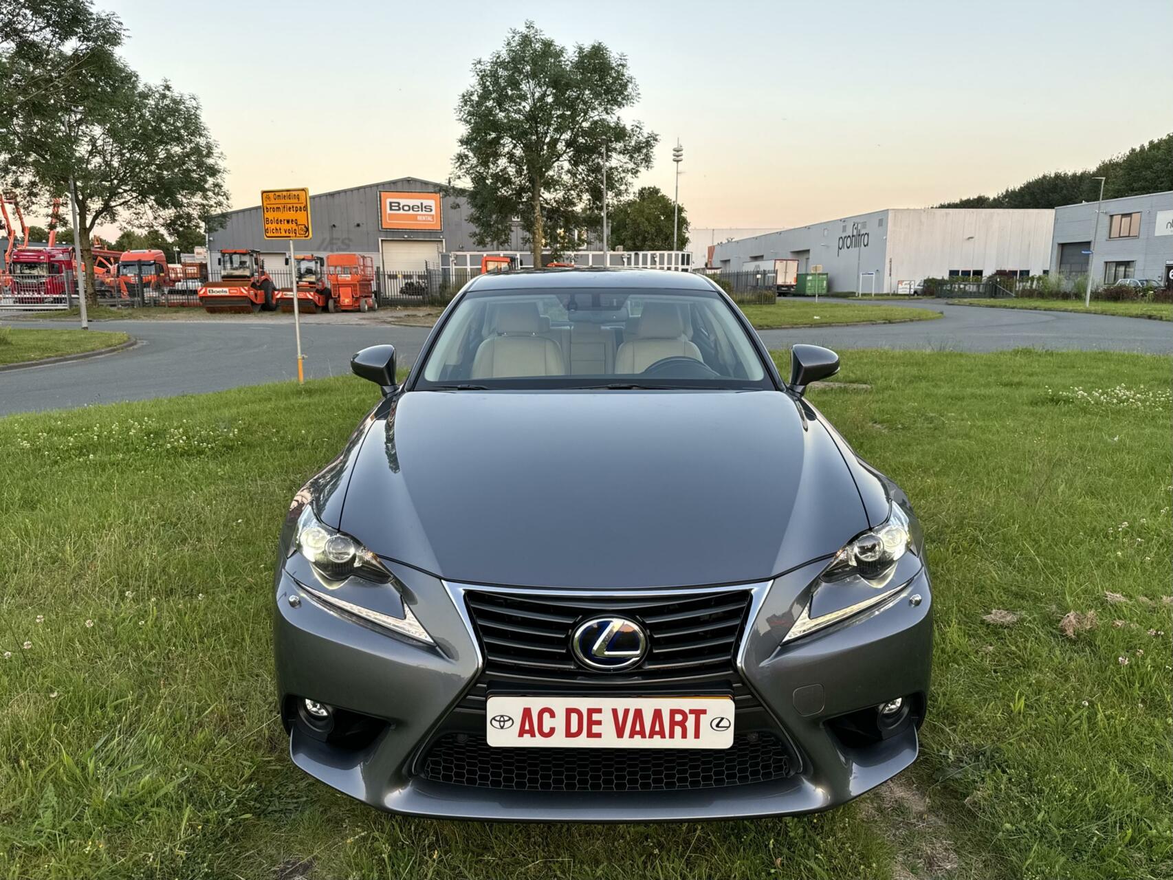 Foto van Lexus Is