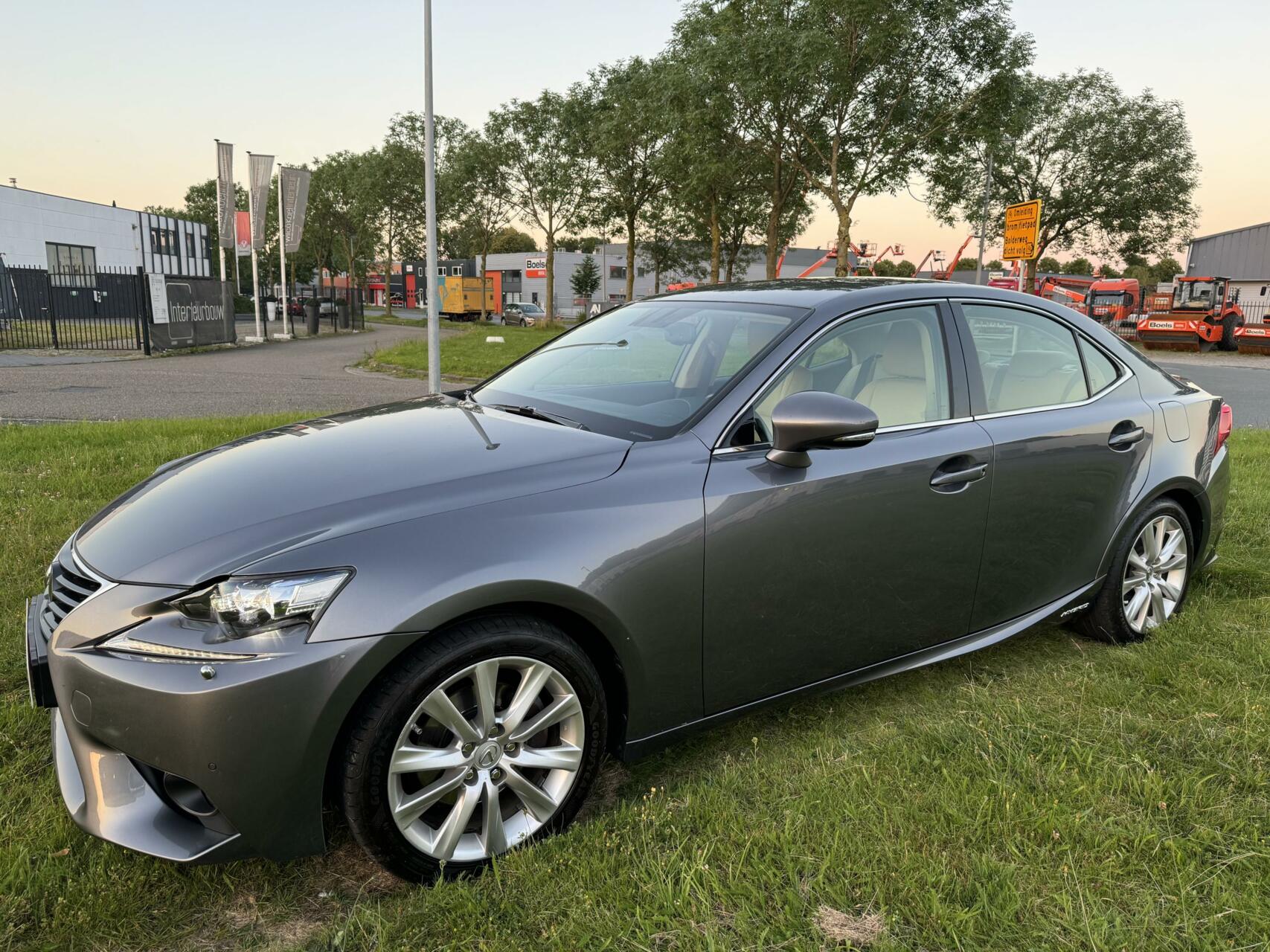 Foto van Lexus Is