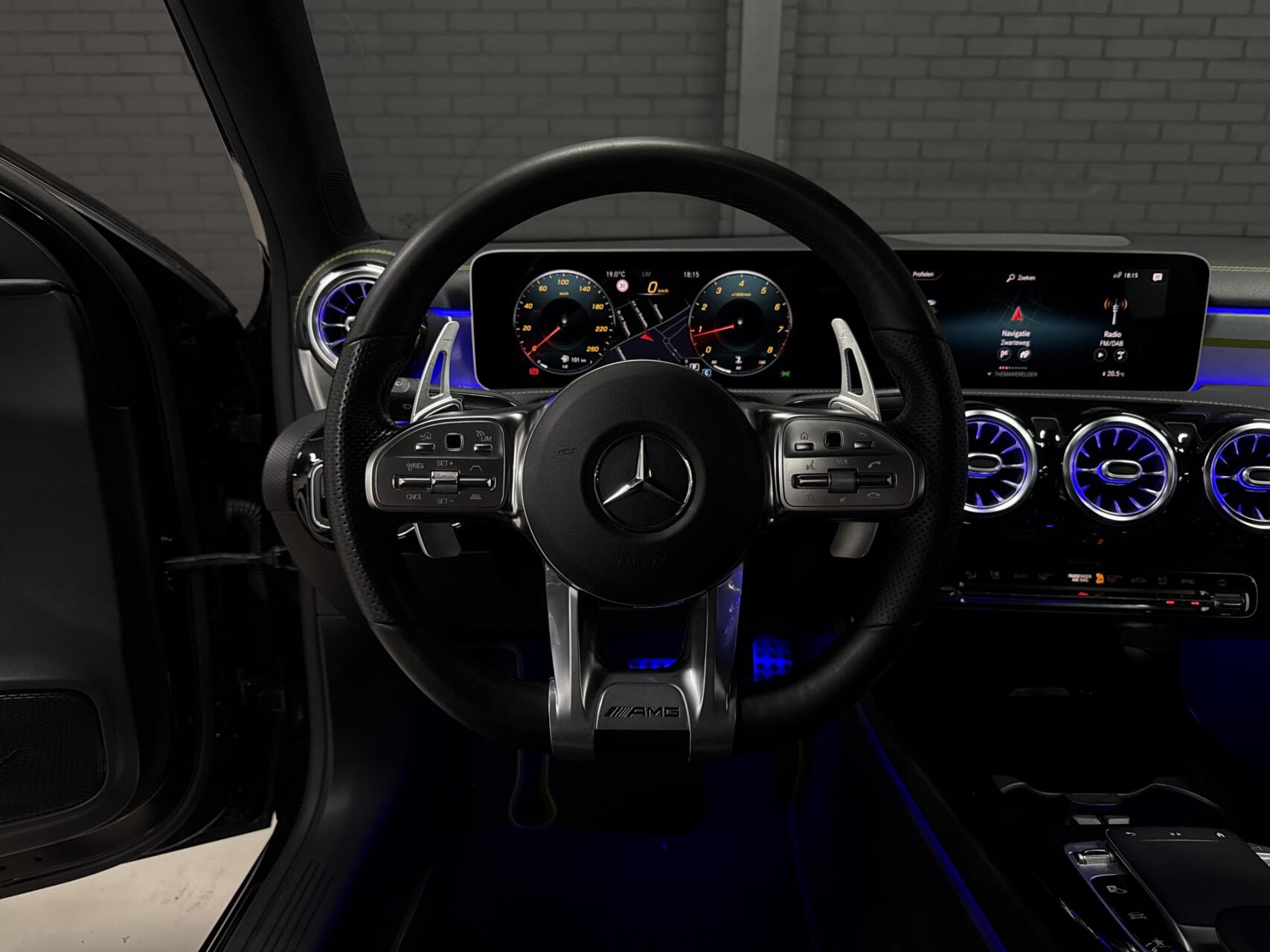 Foto van Mercedes-Benz A 200