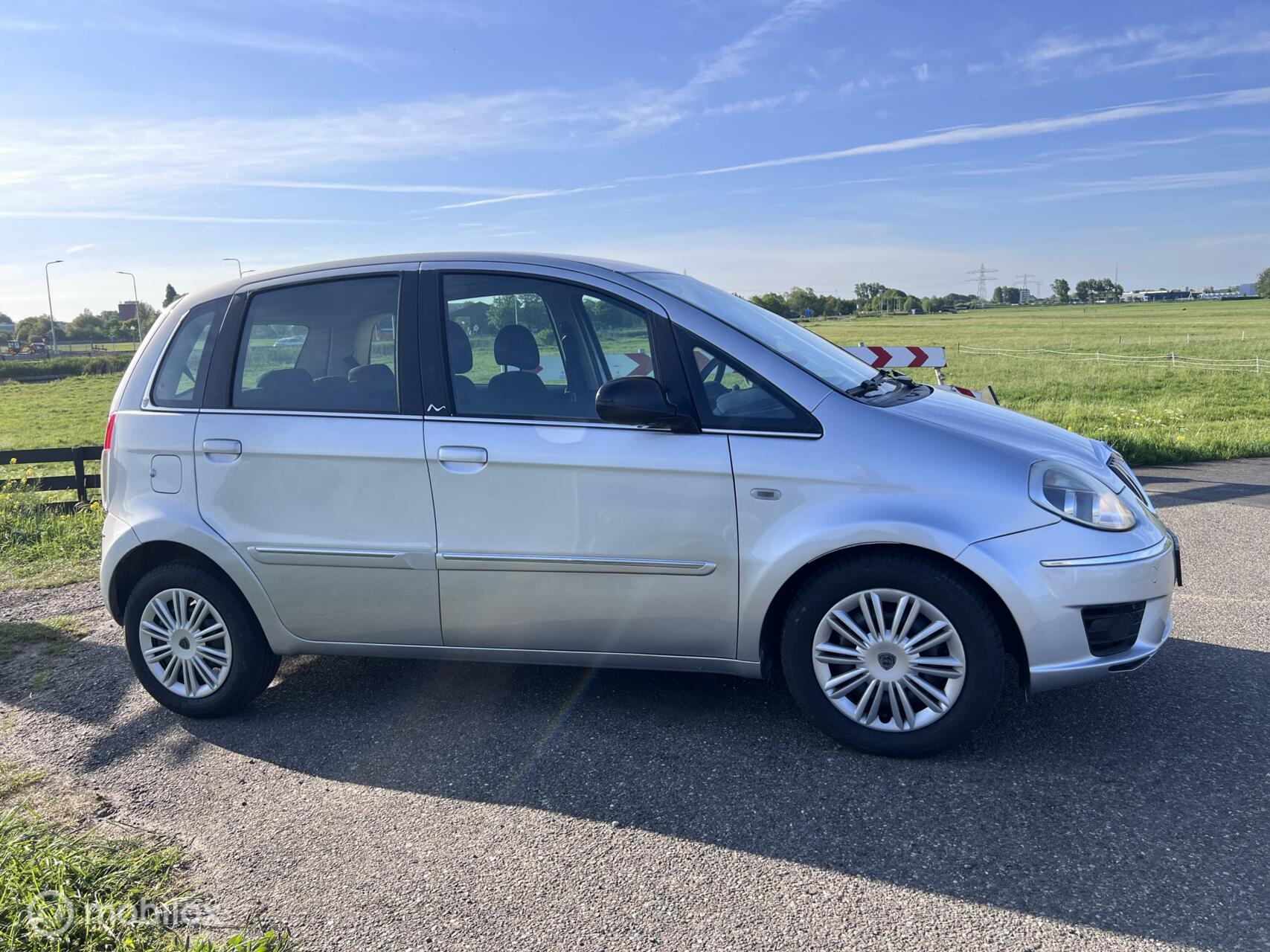 Foto van Lancia Musa