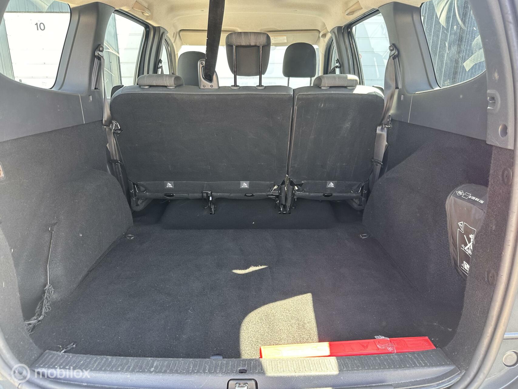 Foto van Dacia Lodgy