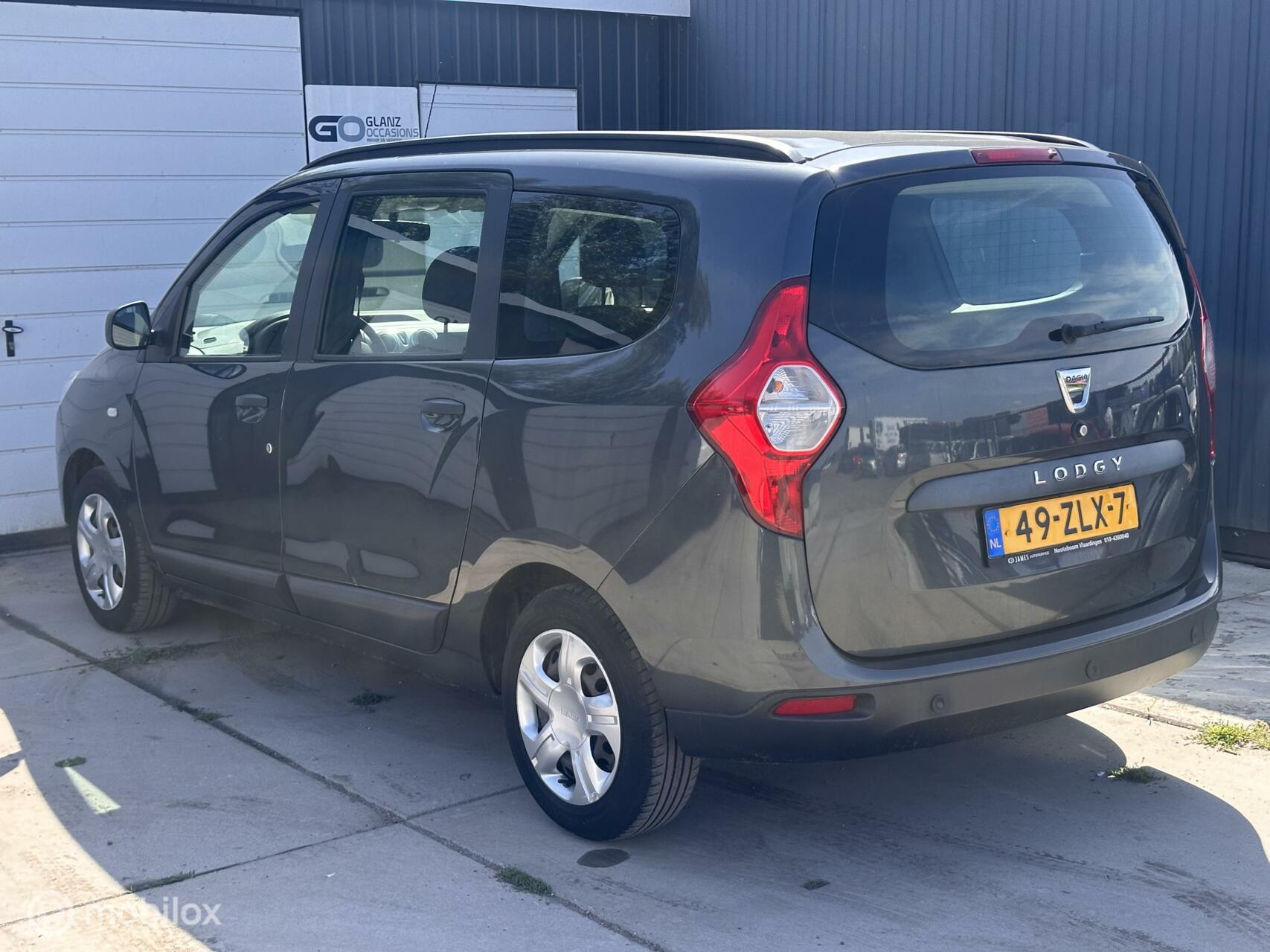 Foto van Dacia Lodgy