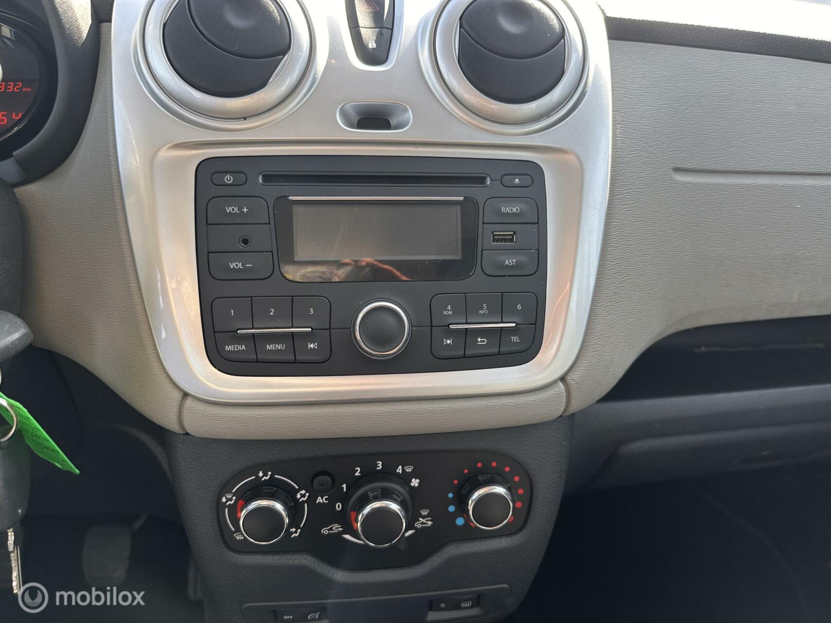 Foto van Dacia Lodgy