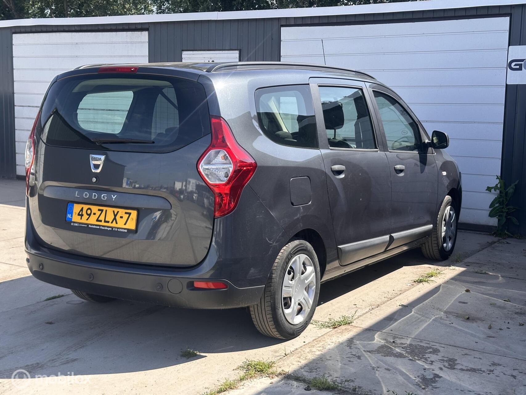 Foto van Dacia Lodgy
