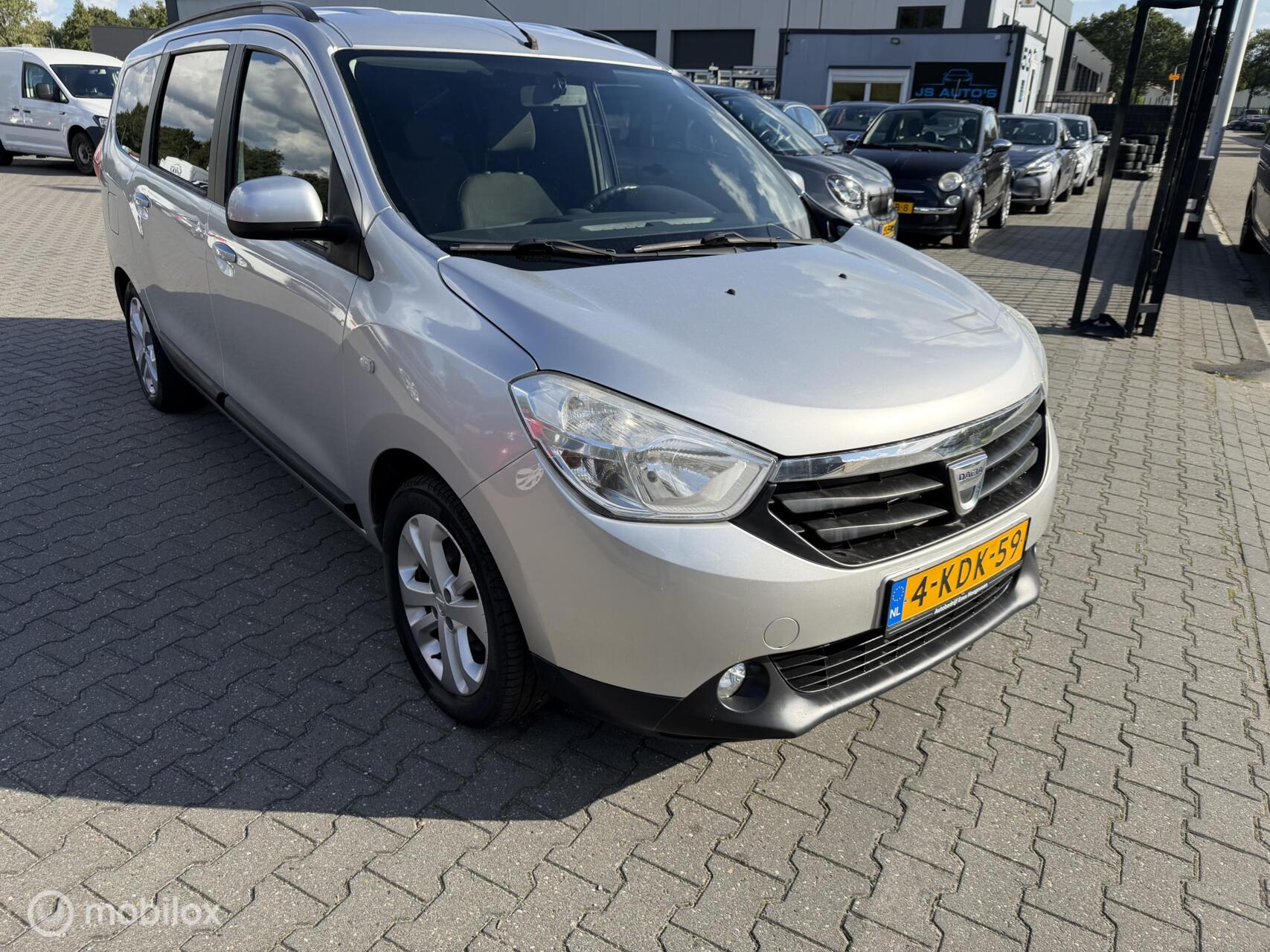 Foto van Dacia Lodgy