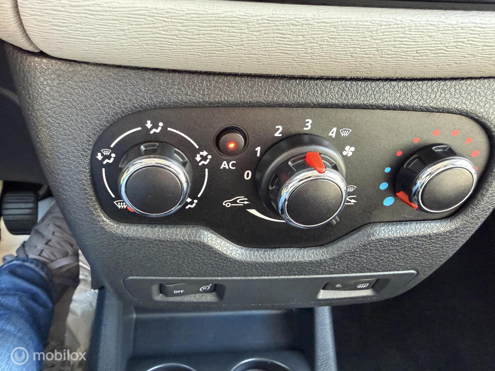 Foto van Dacia Lodgy
