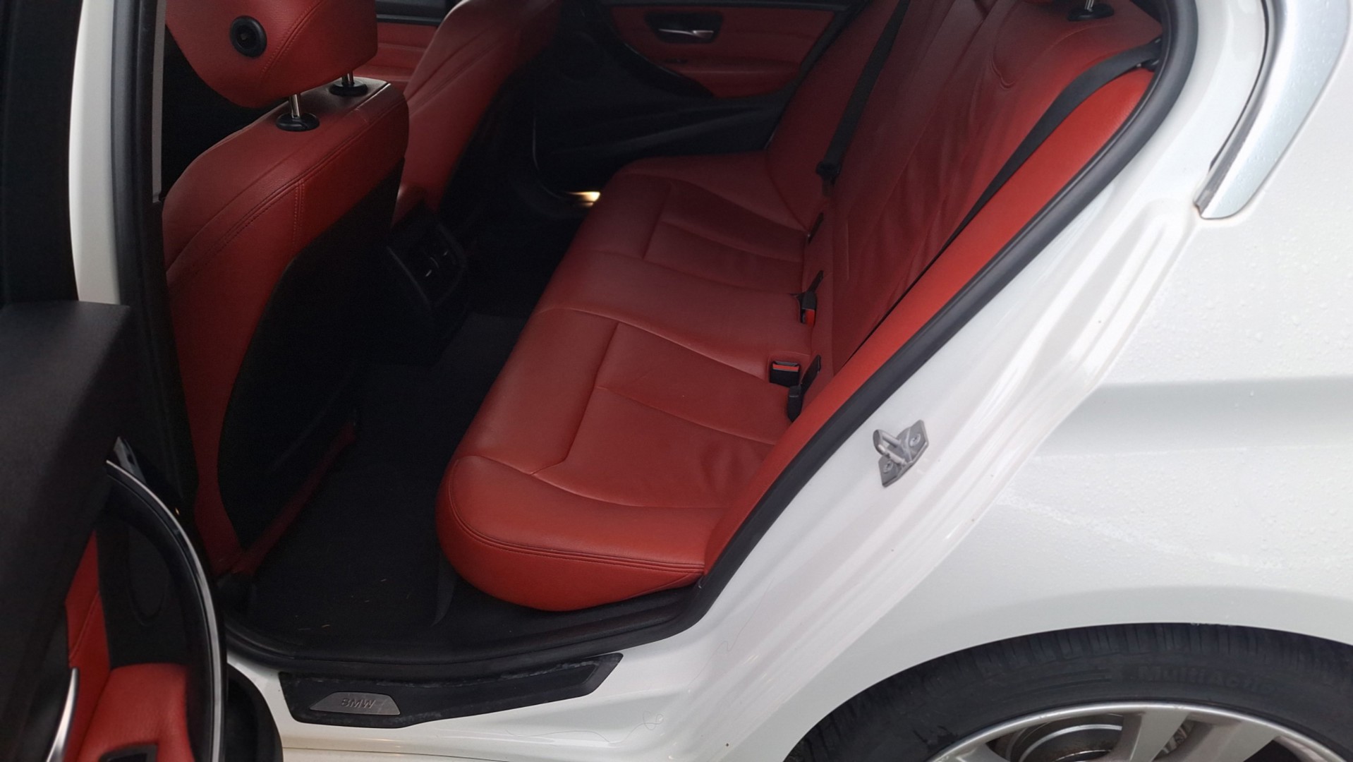 Foto van BMW 320i Ed
