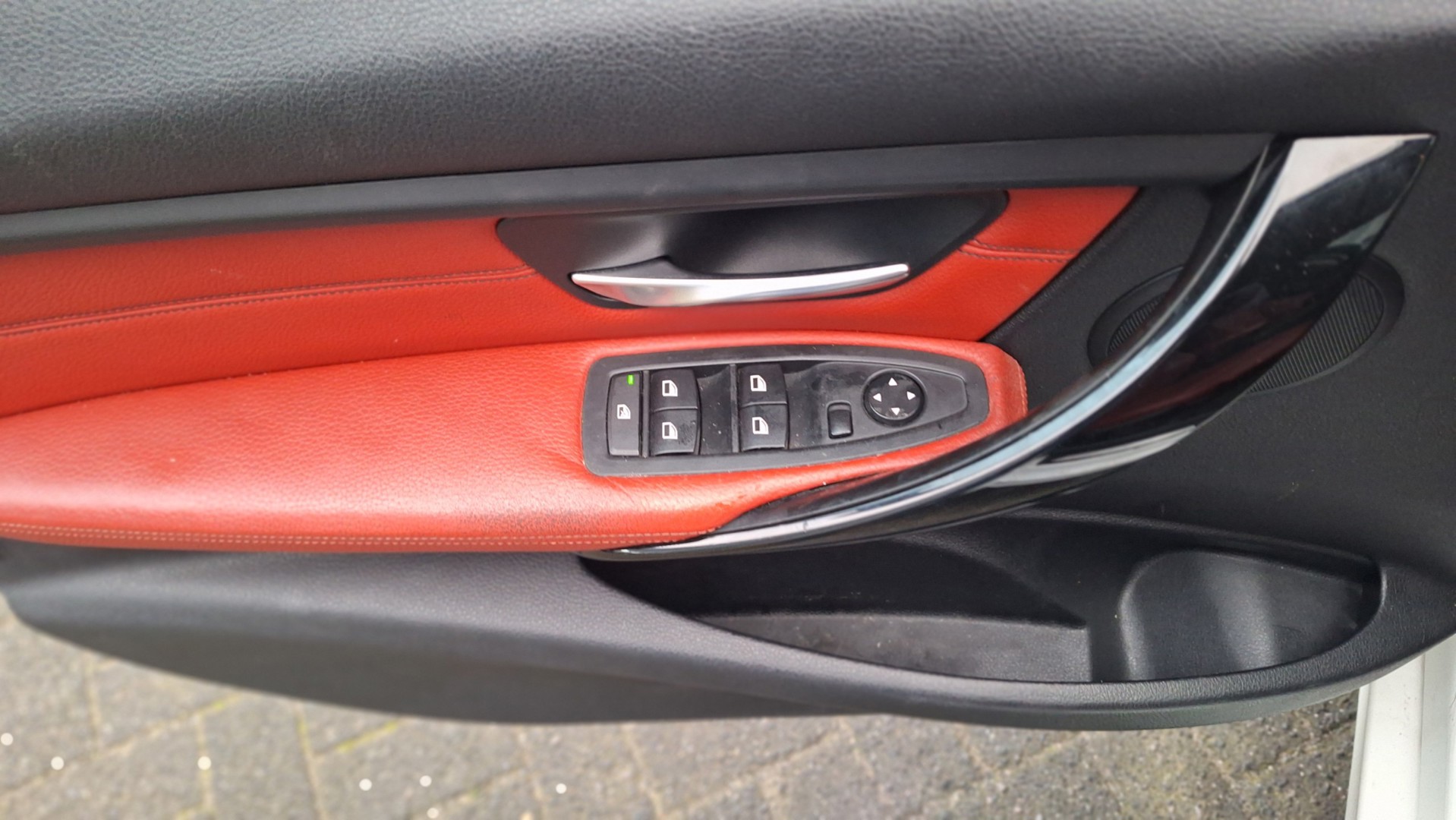 Foto van BMW 320i Ed
