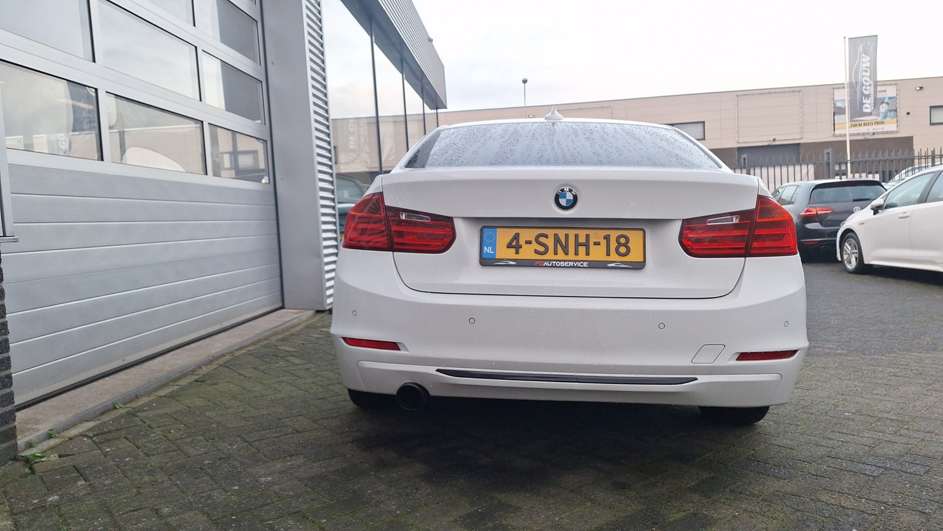 Foto van BMW 320i Ed