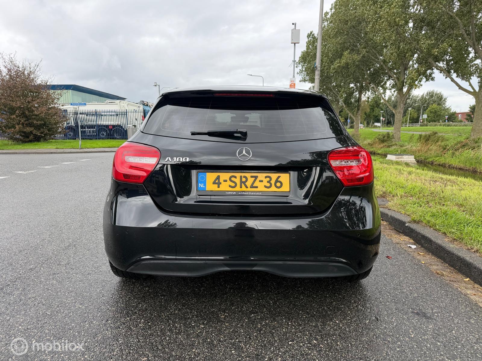 Foto van Mercedes-Benz A 180