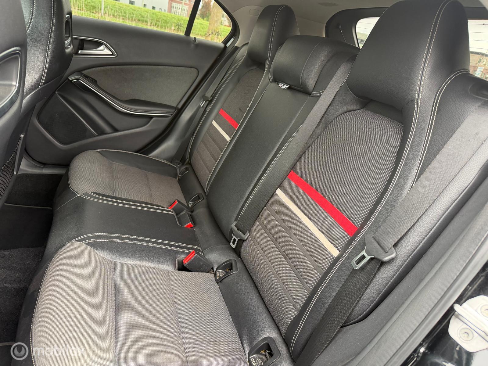 Foto van Mercedes-Benz A 180
