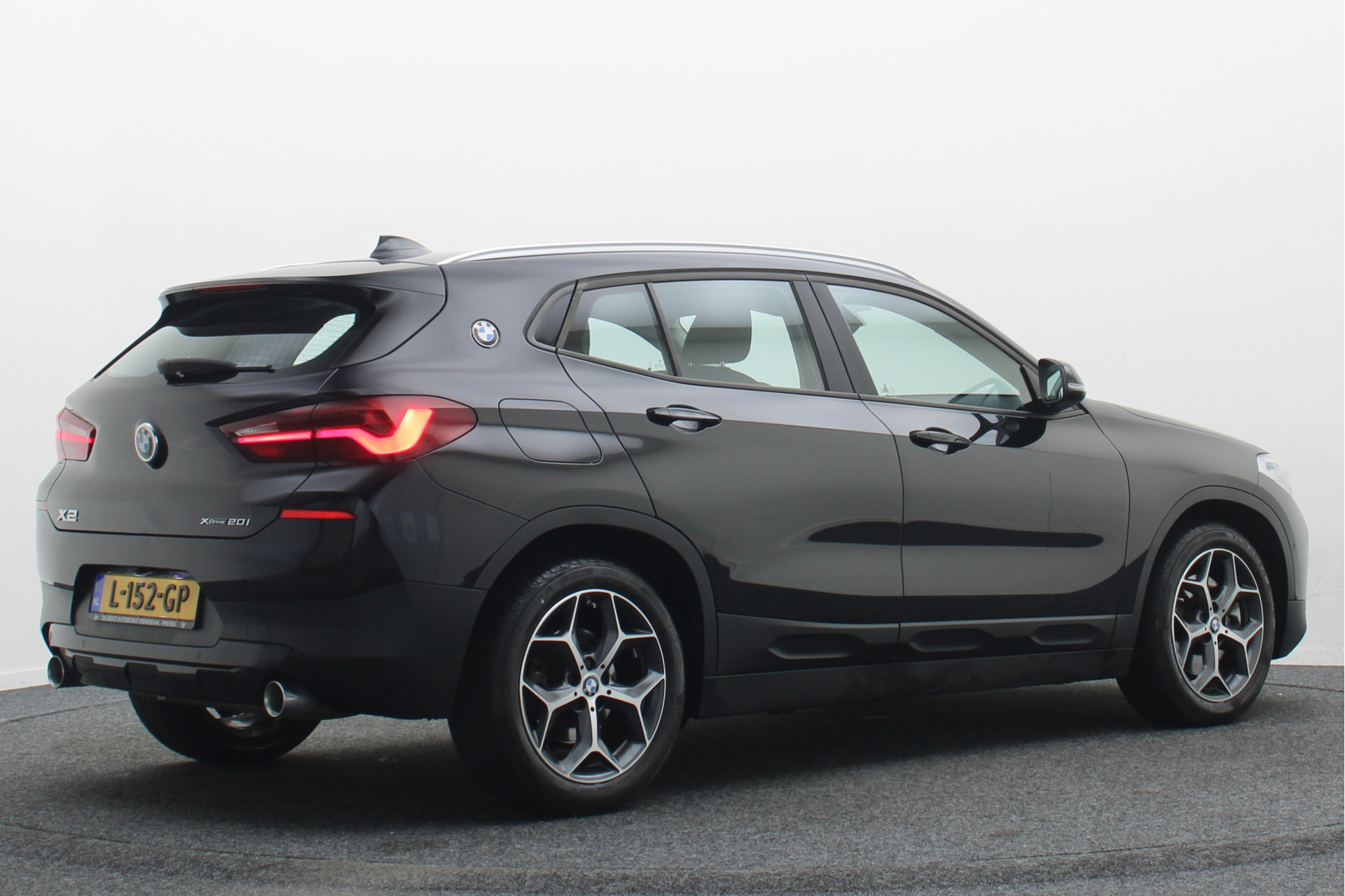 Foto van BMW X2 Xdrive20i