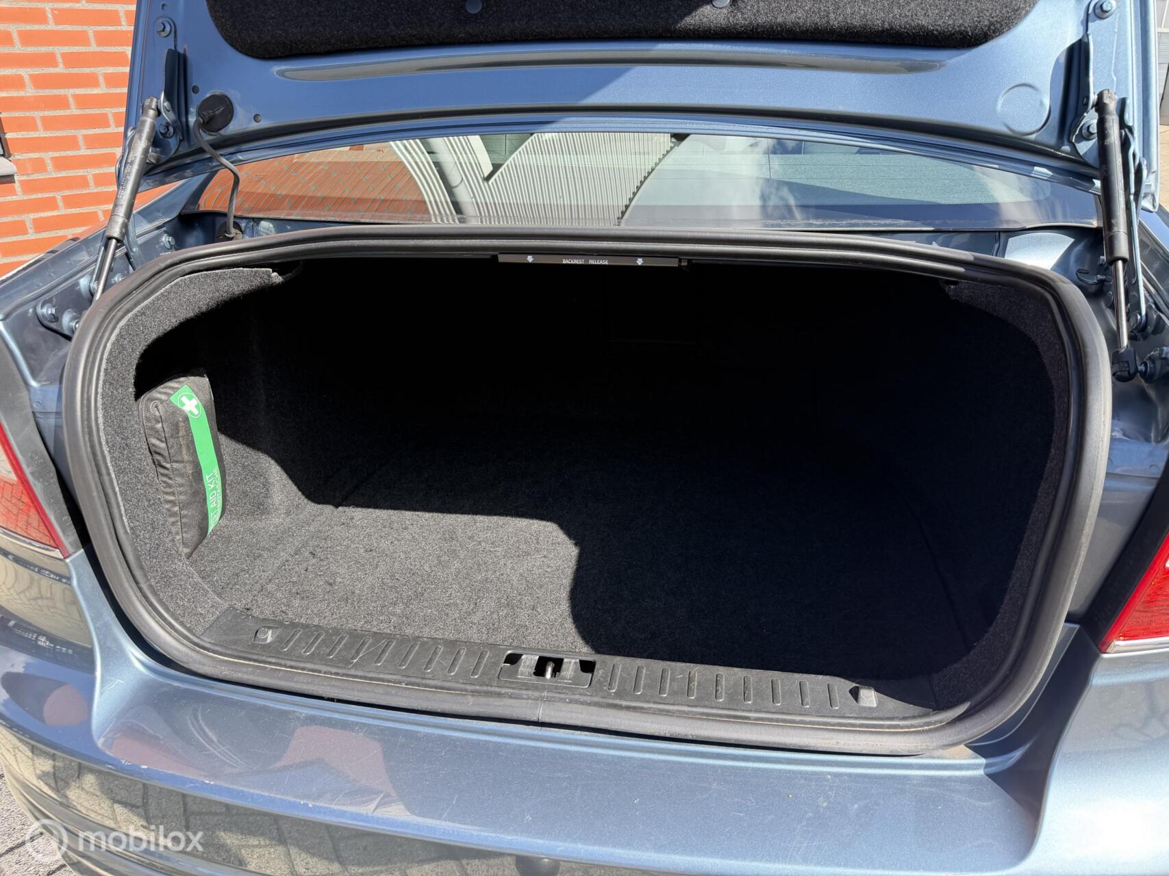 Foto van Volvo S80