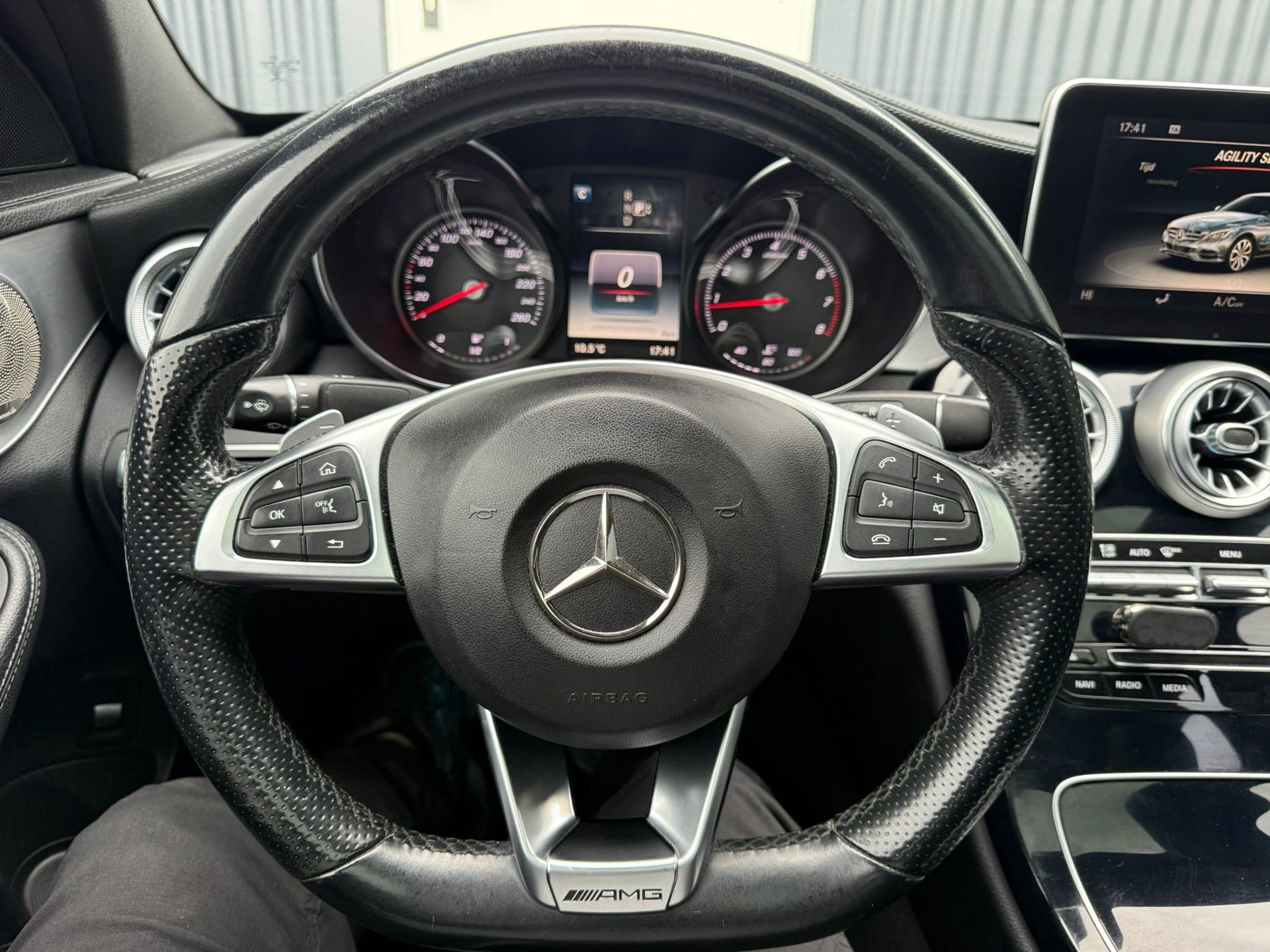 Foto van Mercedes-Benz C 200