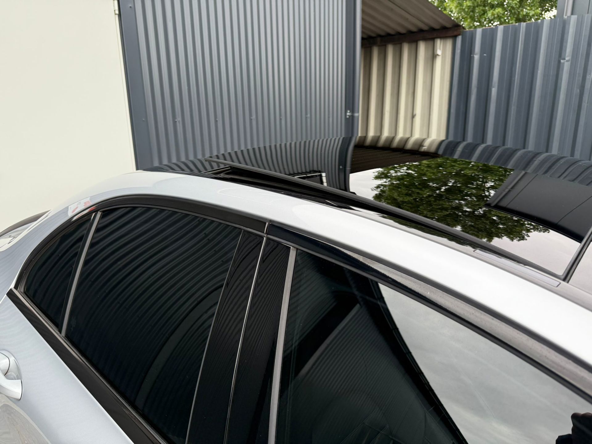 Foto van Mercedes-Benz C 200