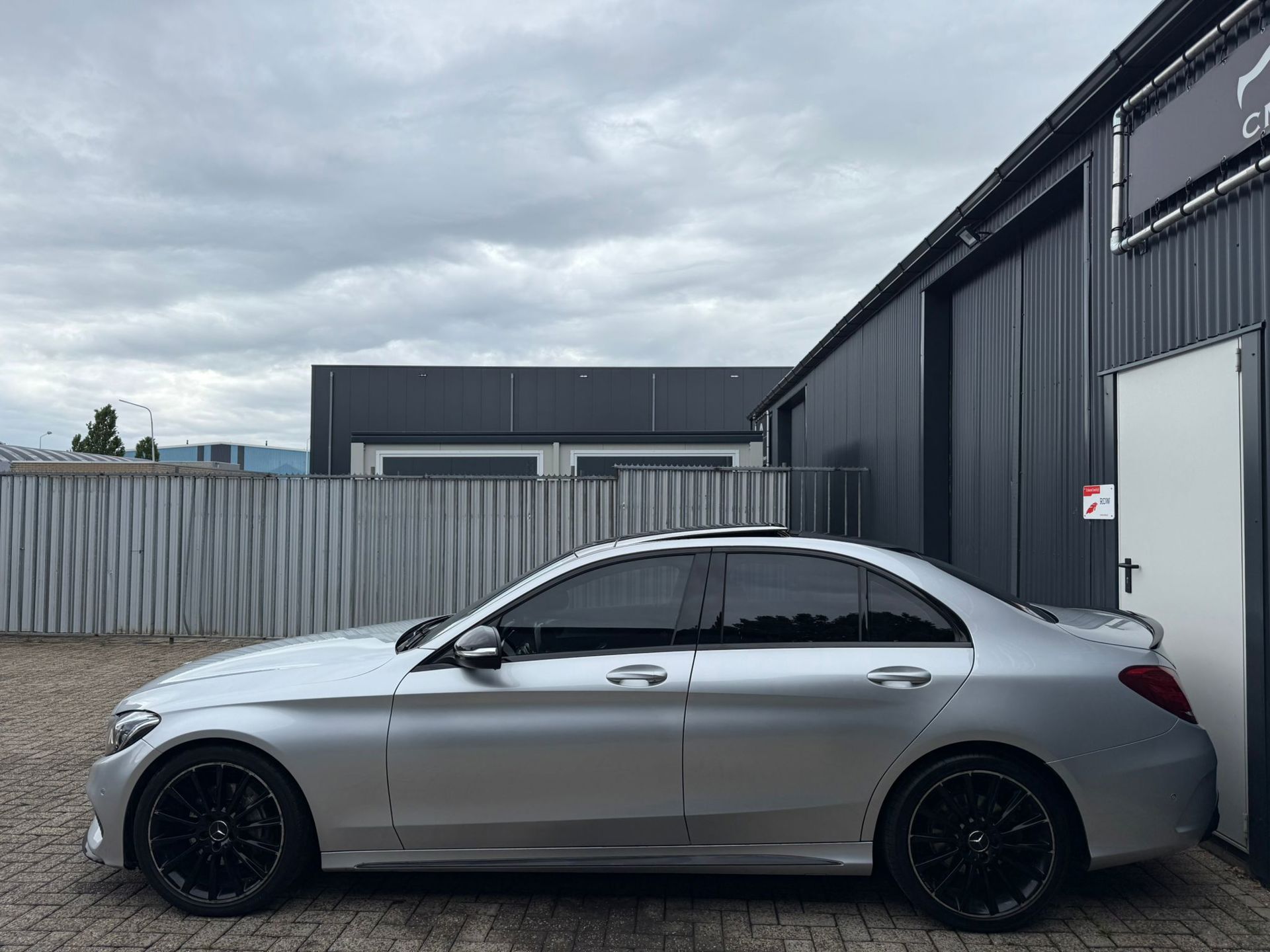 Foto van Mercedes-Benz C 200