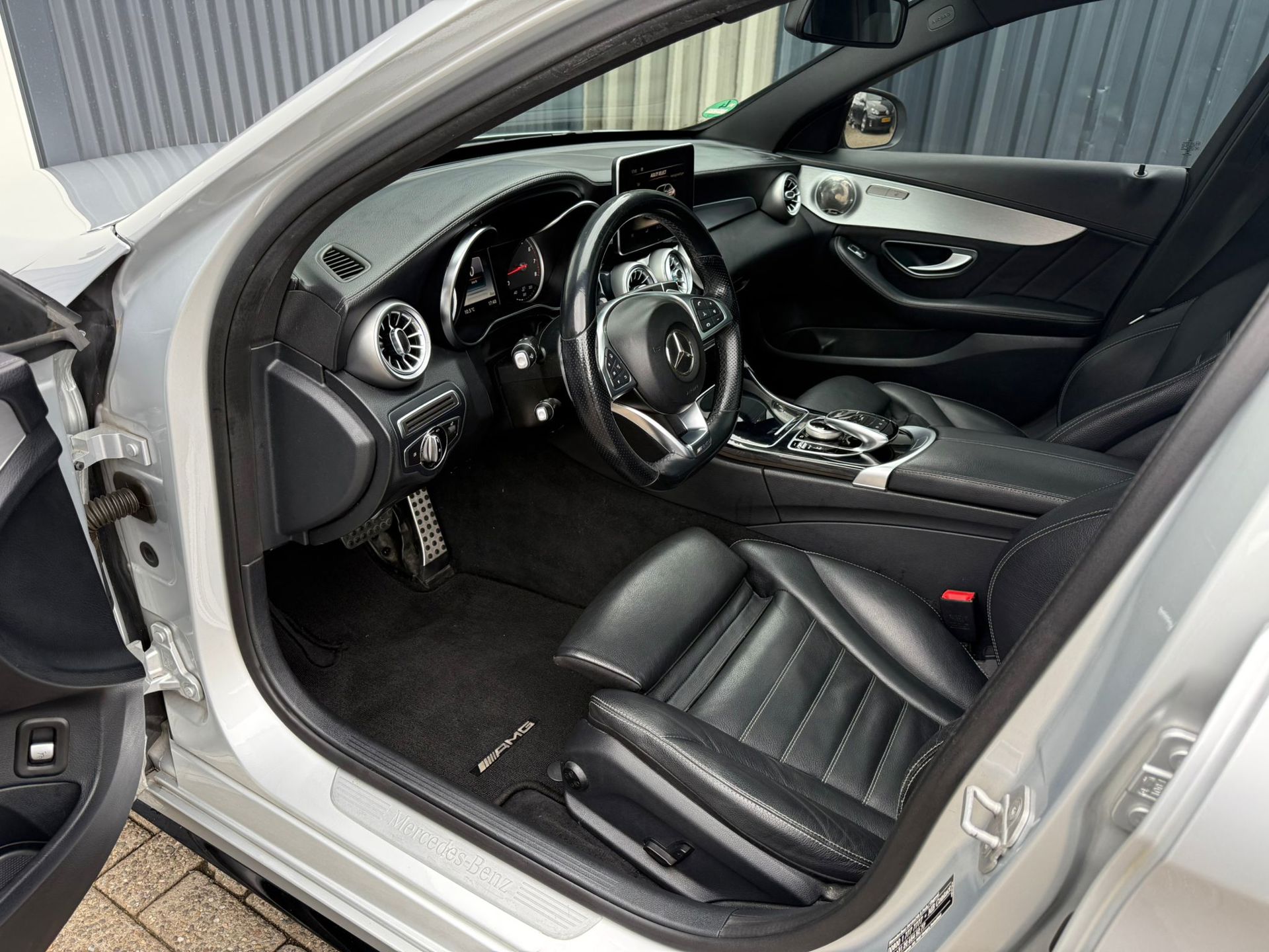 Foto van Mercedes-Benz C 200