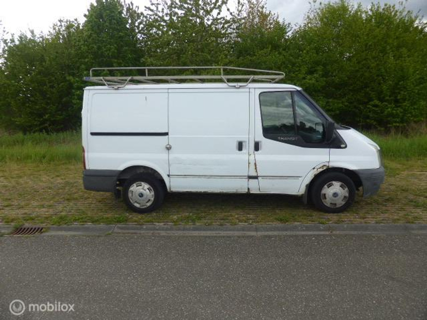 Foto van Ford Transit 260s Van 85dpf LR 4.23
