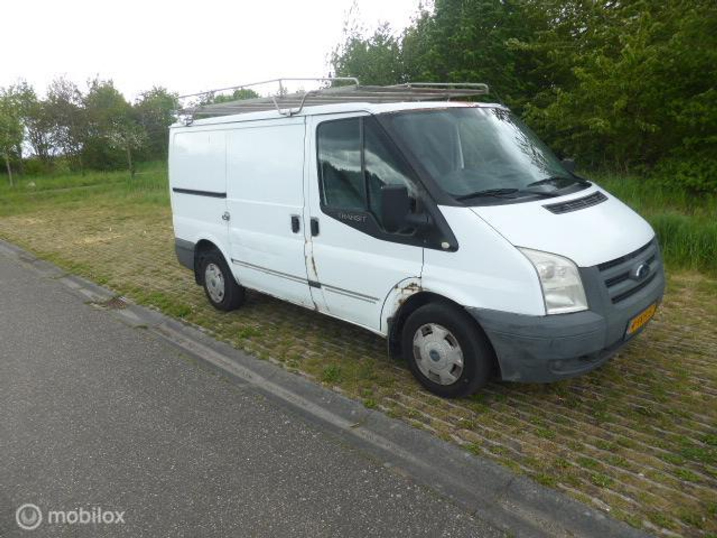 Foto van Ford Transit 260s Van 85dpf LR 4.23