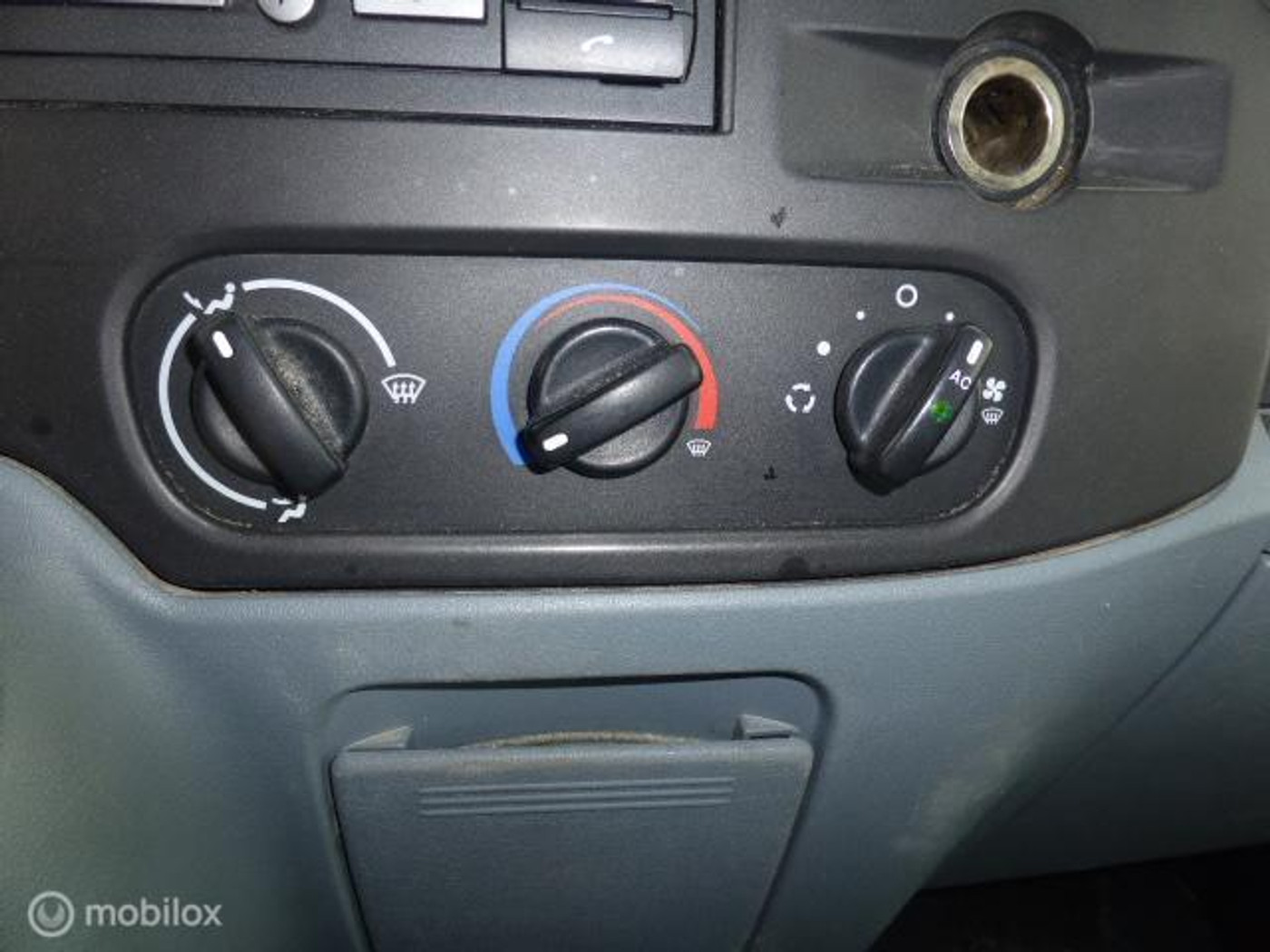 Foto van Ford Transit 260s Van 85dpf LR 4.23