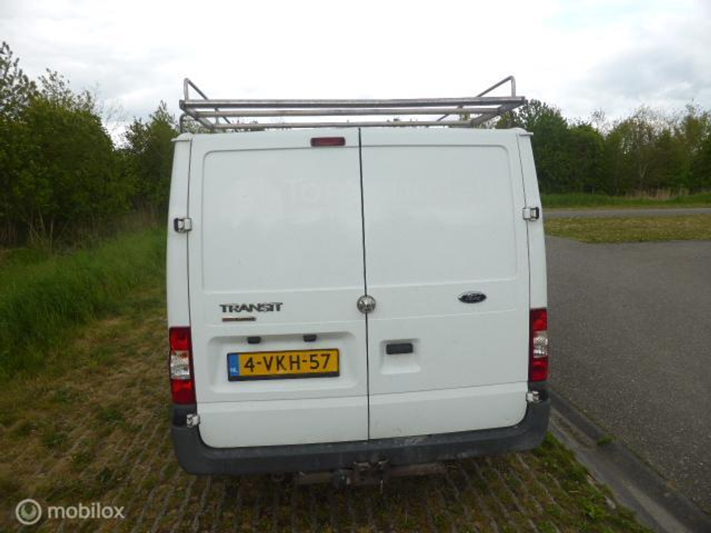 Foto van Ford Transit 260s Van 85dpf LR 4.23