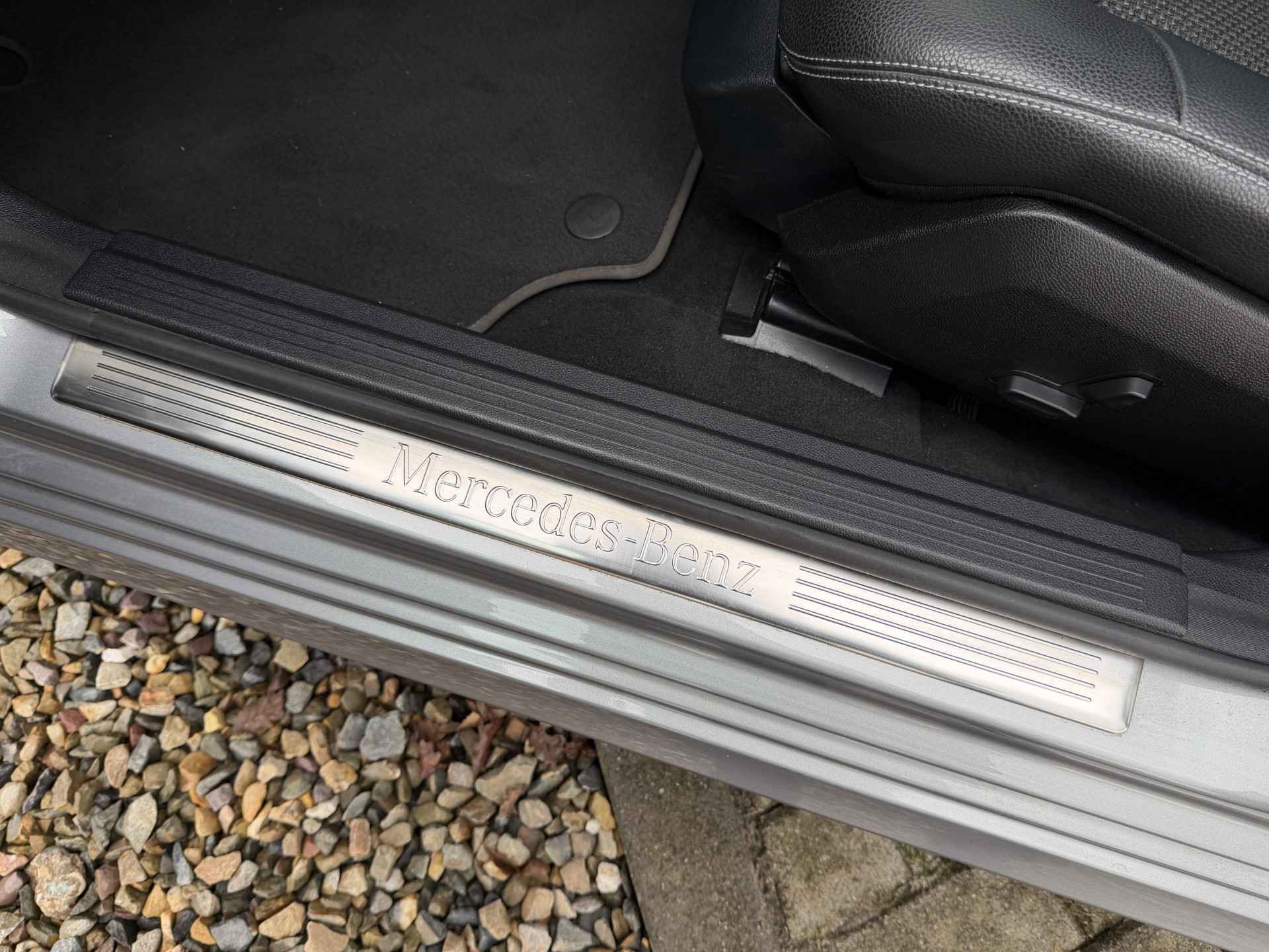 Foto van Mercedes-Benz E 200