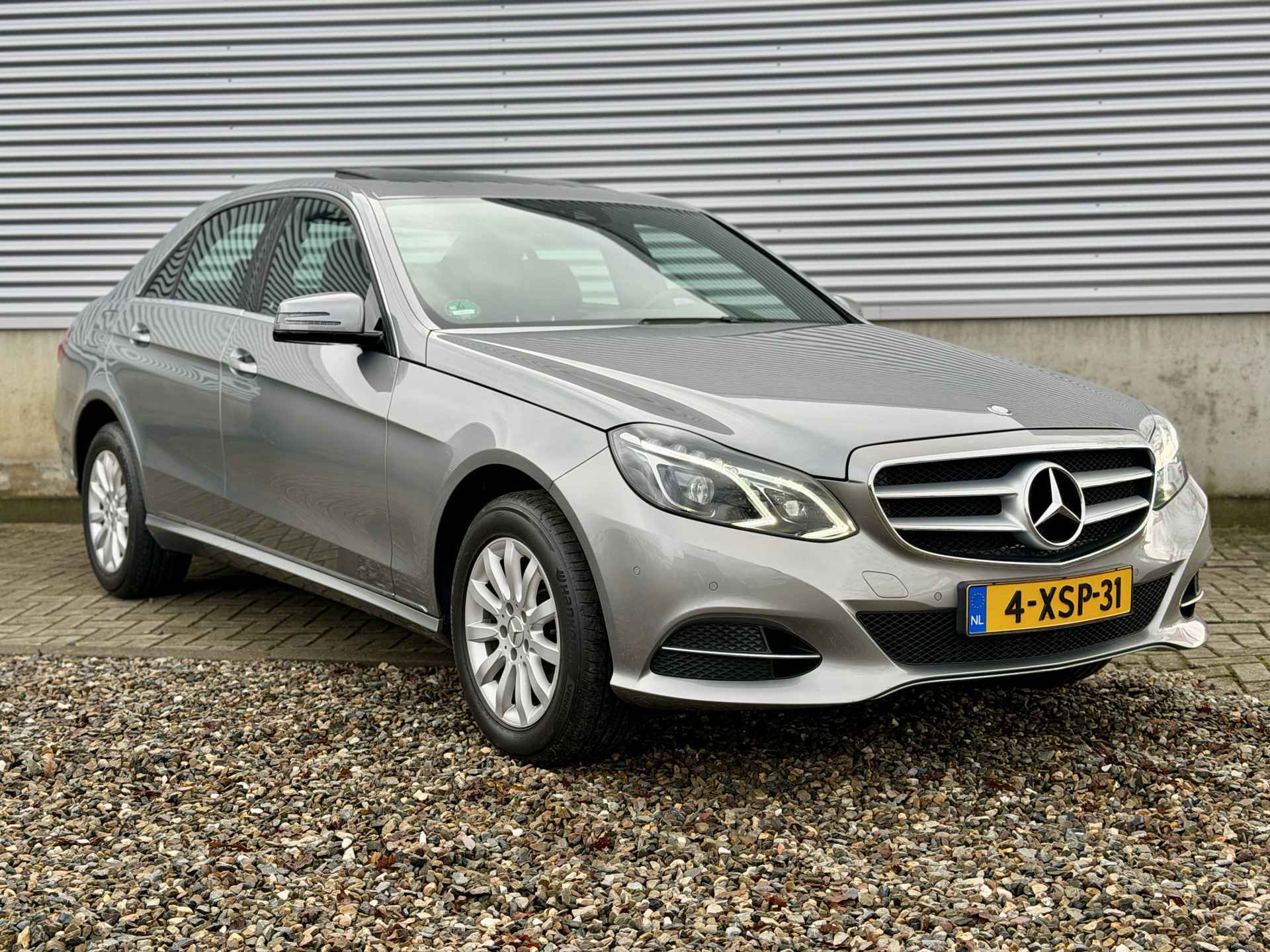 Foto van Mercedes-Benz E 200