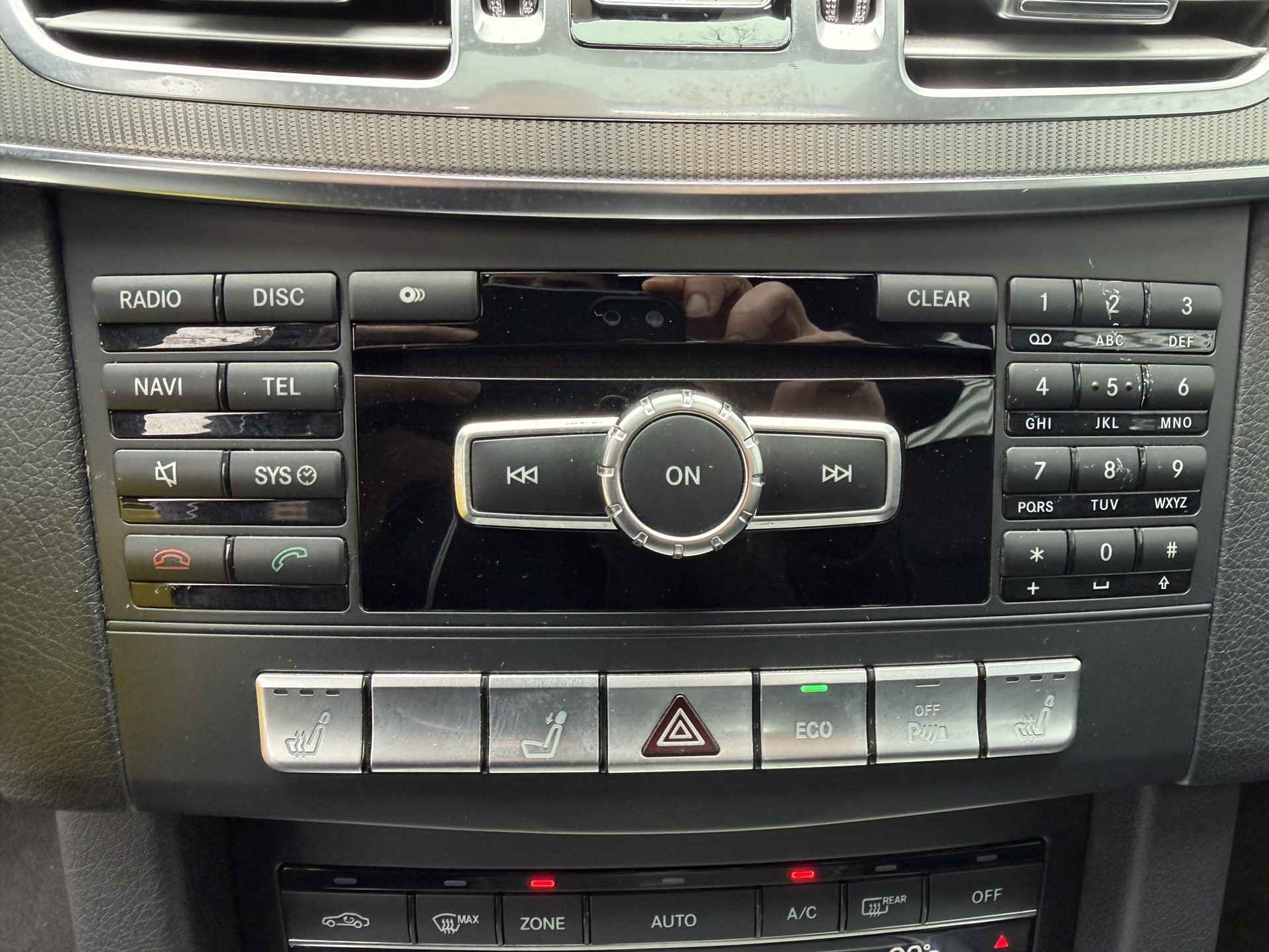 Foto van Mercedes-Benz E 200