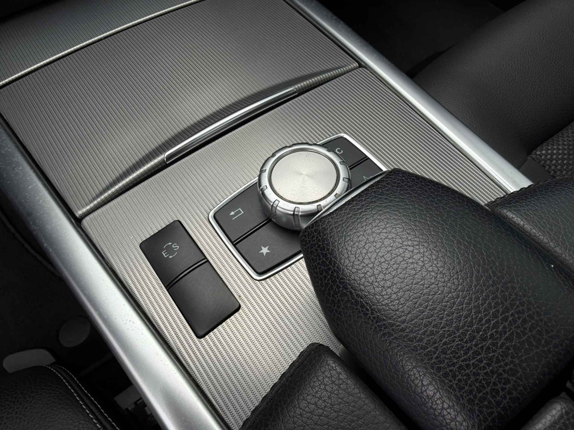 Foto van Mercedes-Benz E 200