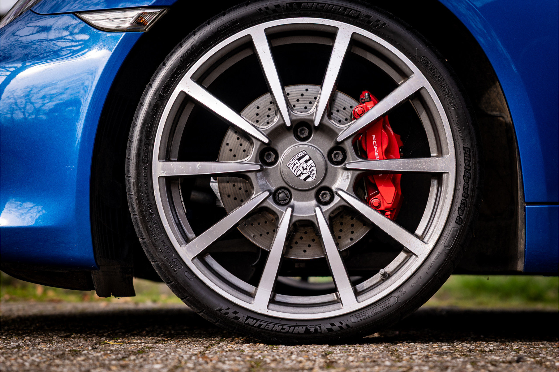 Foto van Porsche Cayman GTS