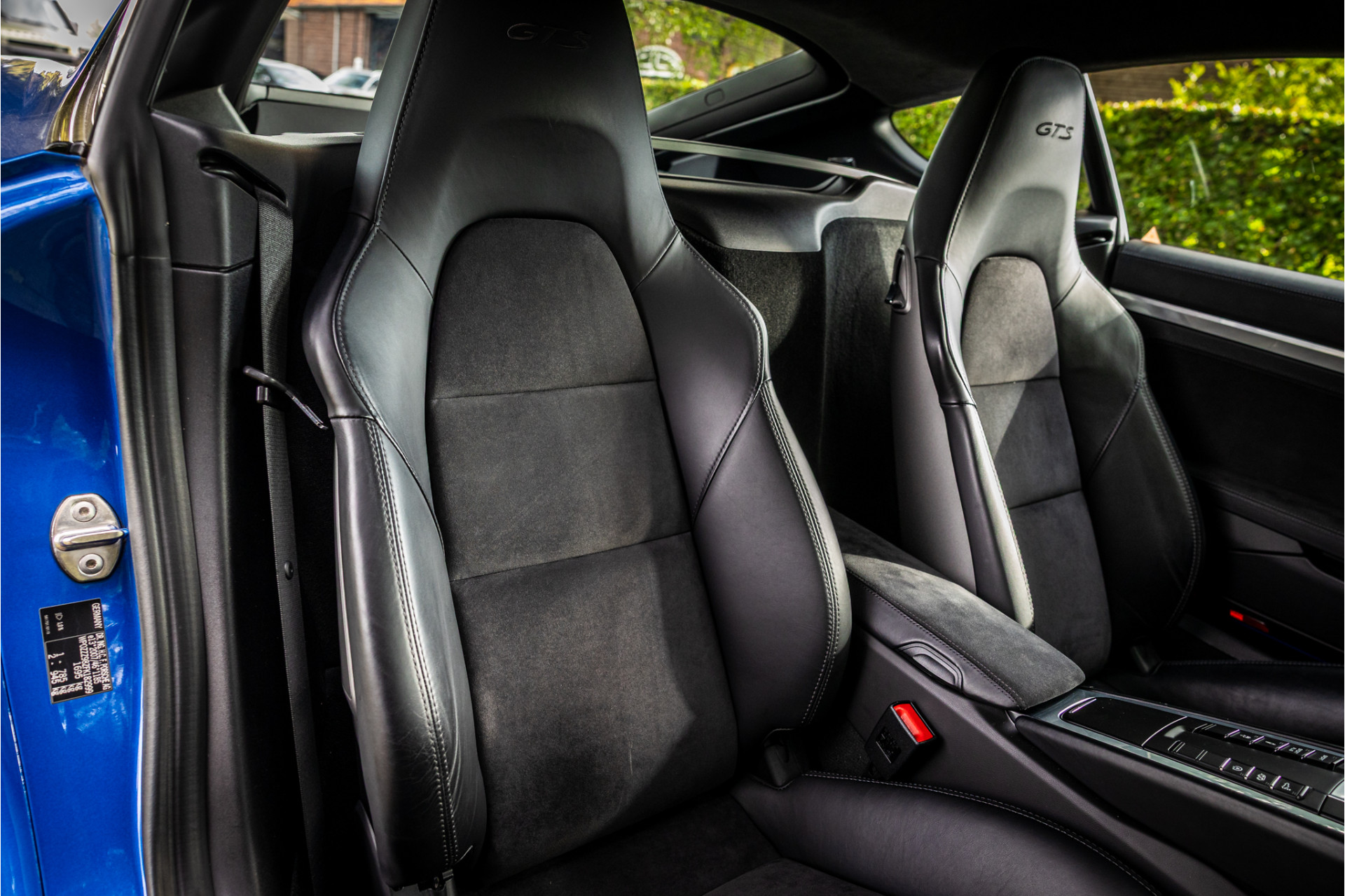 Foto van Porsche Cayman GTS
