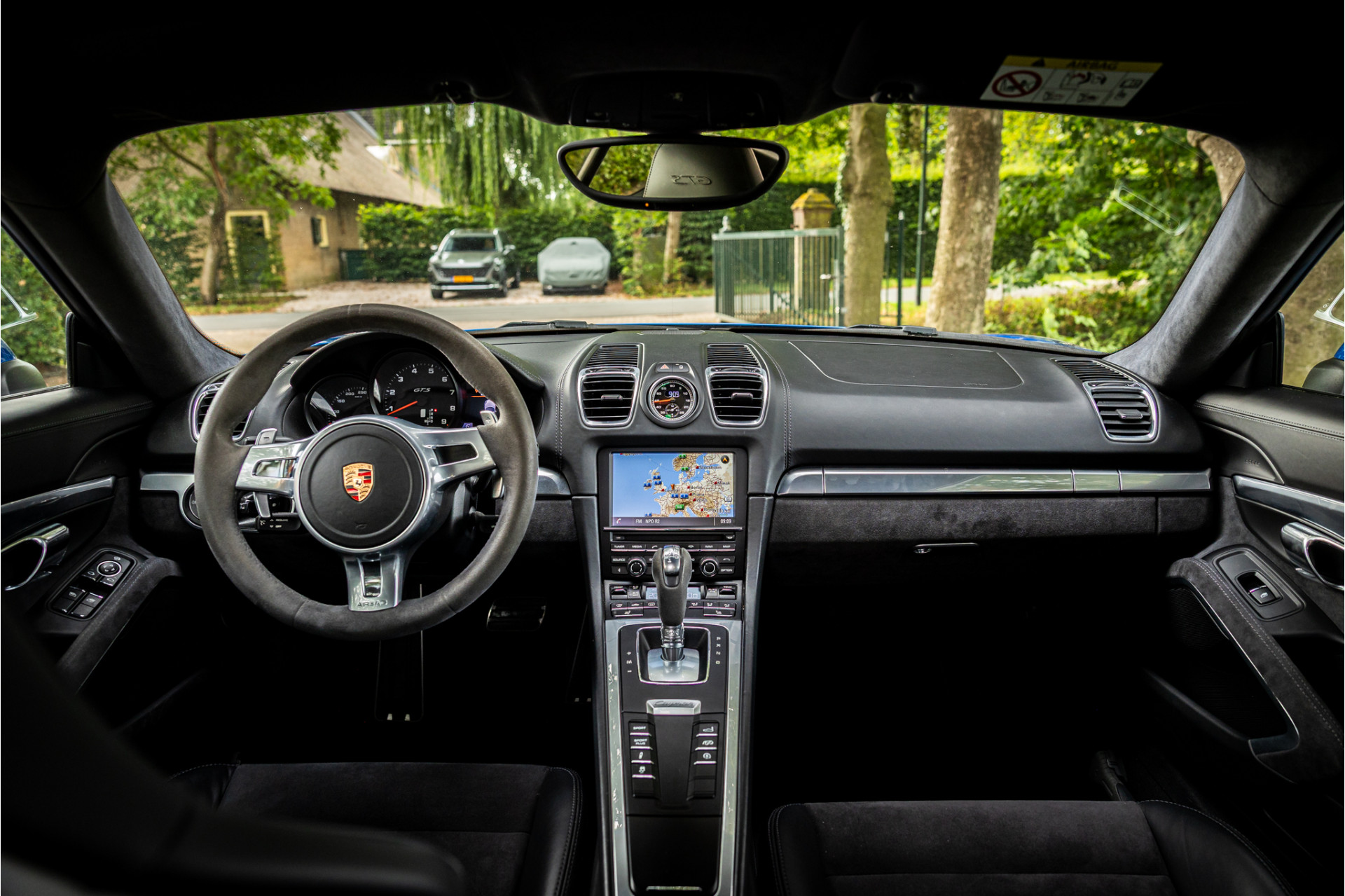 Foto van Porsche Cayman GTS