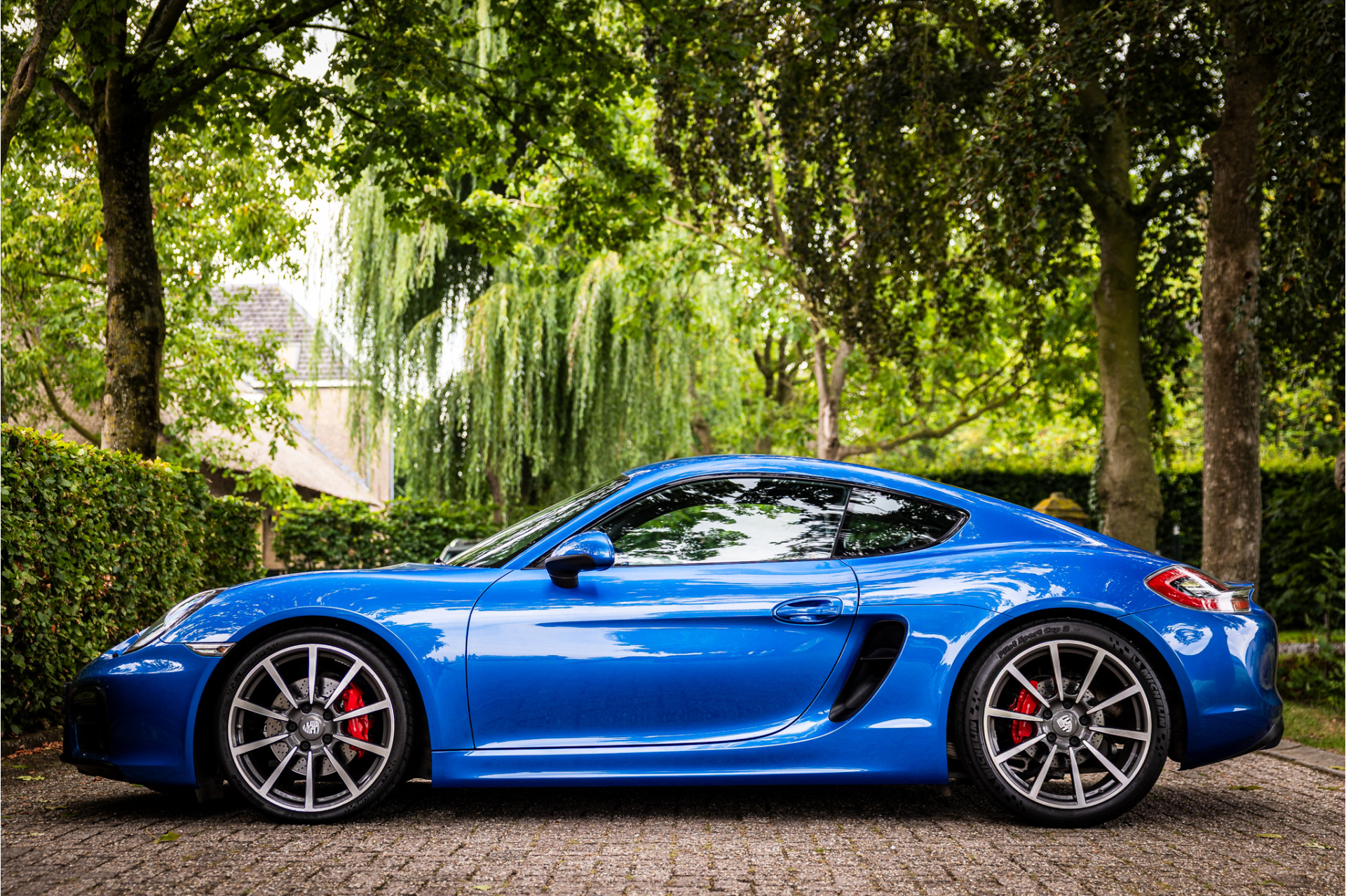 Foto van Porsche Cayman GTS