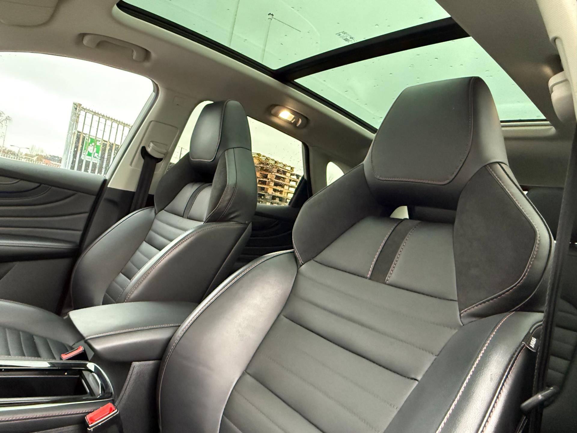Foto van MG MG Ehs Plug-in Hybrid