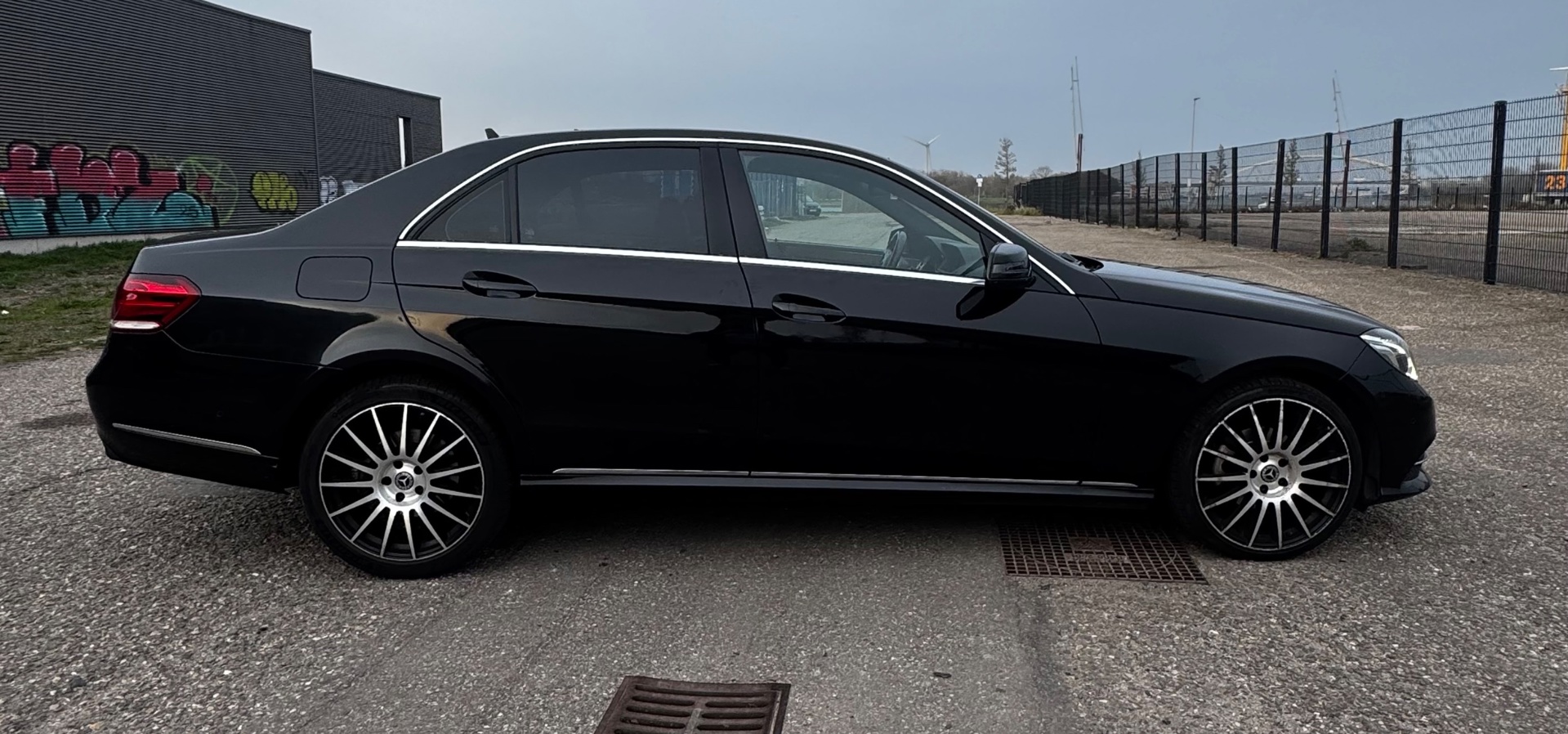 Foto van Mercedes-Benz E 200 Bluetec