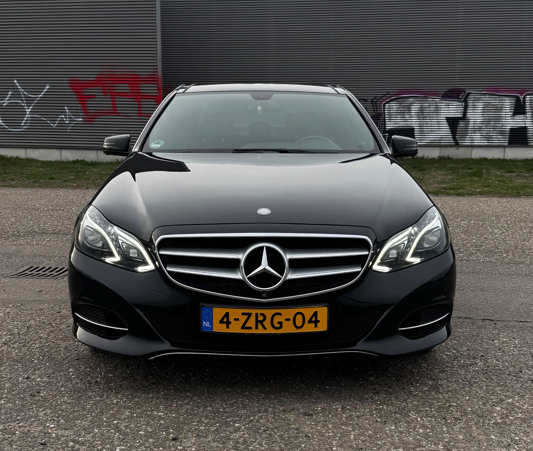 Foto van Mercedes-Benz E 200 Bluetec