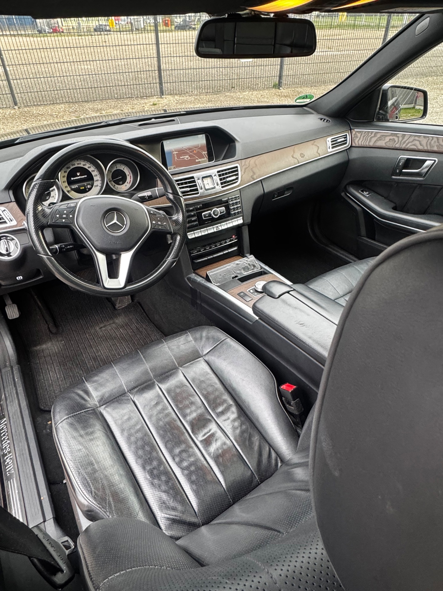 Foto van Mercedes-Benz E 200 Bluetec
