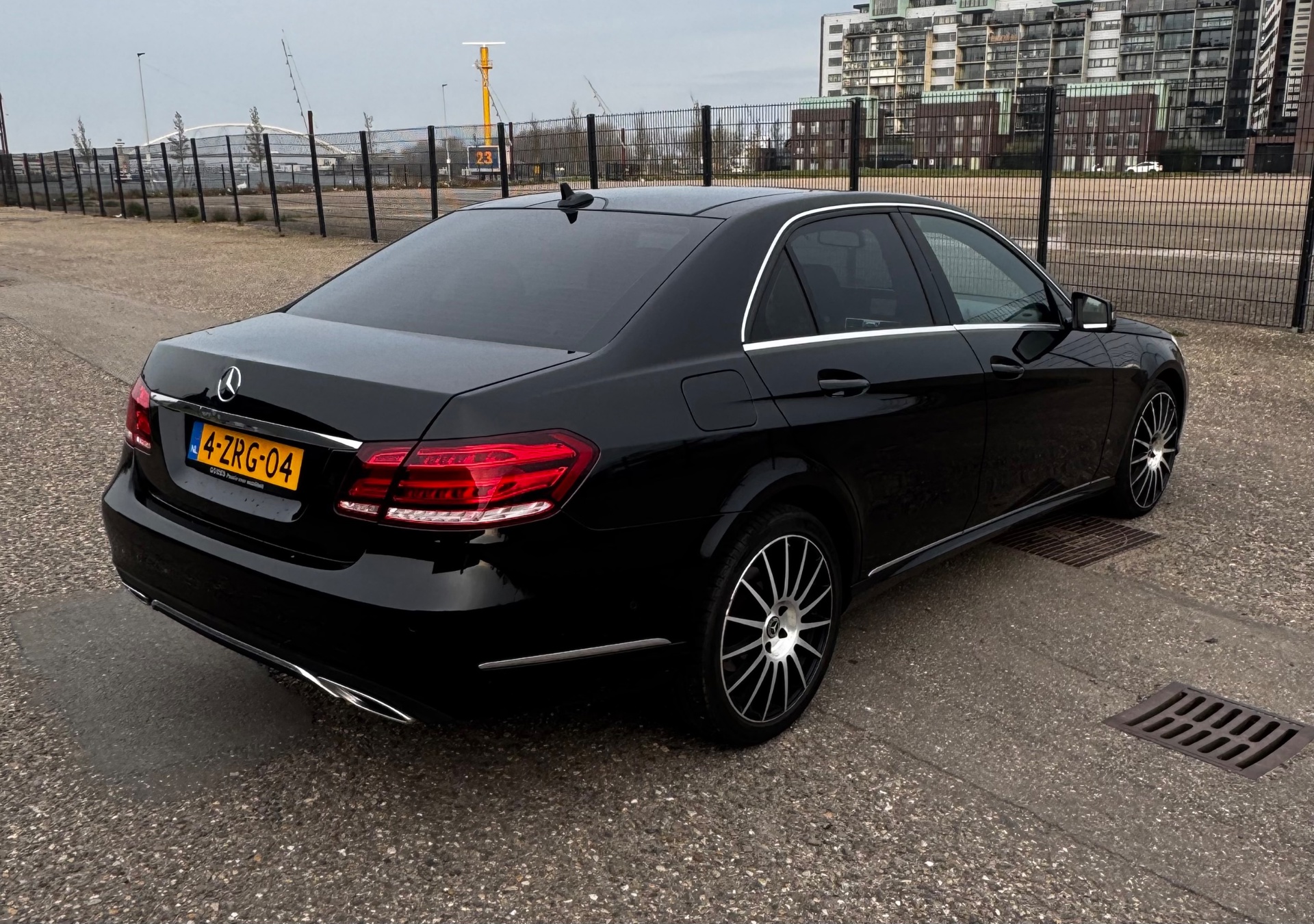 Foto van Mercedes-Benz E 200 Bluetec
