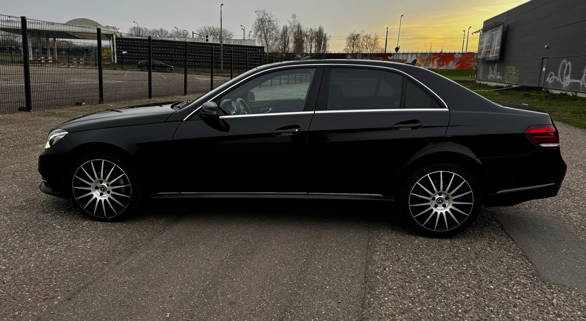 Foto van Mercedes-Benz E 200 Bluetec