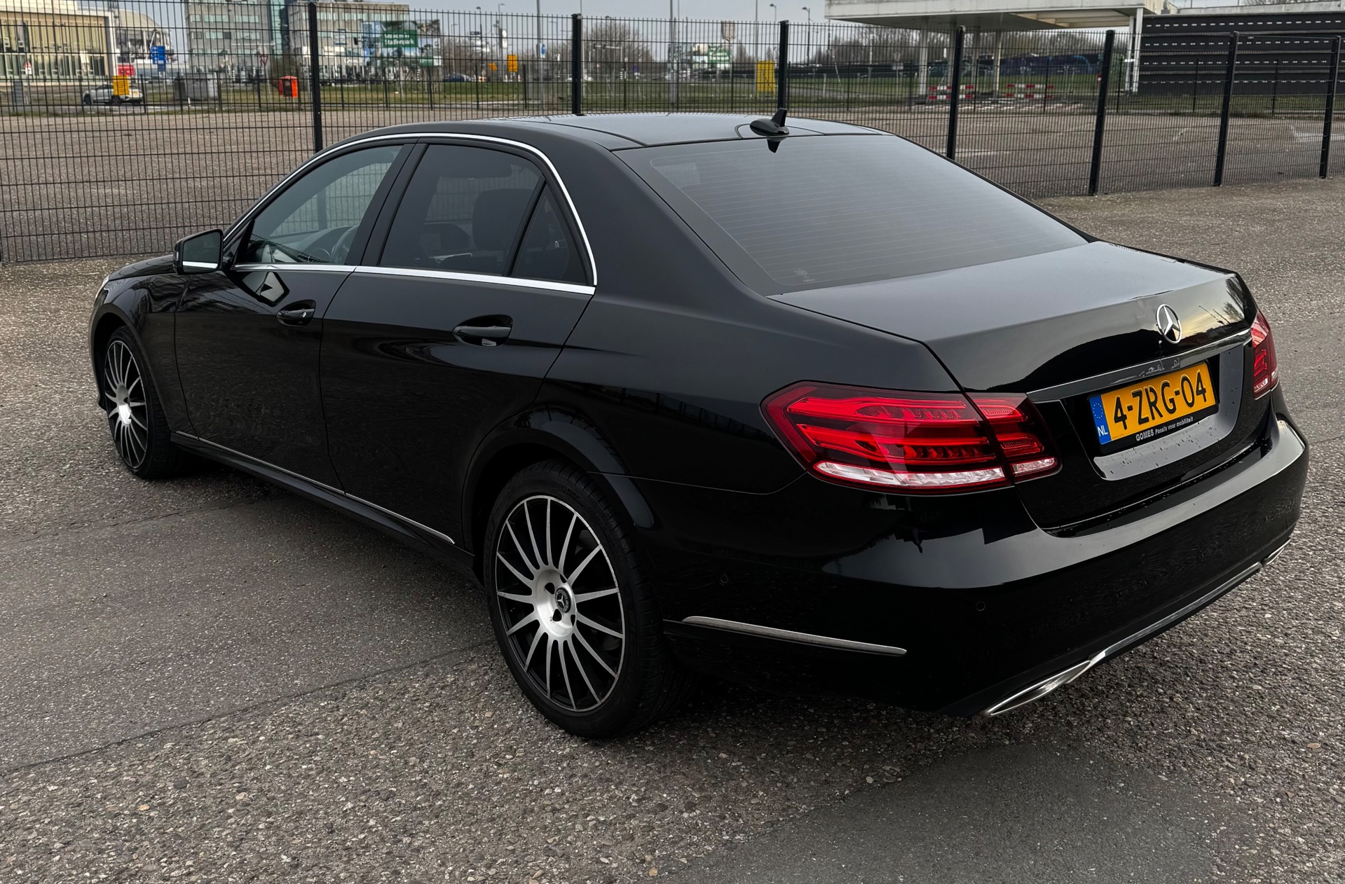 Foto van Mercedes-Benz E 200 Bluetec
